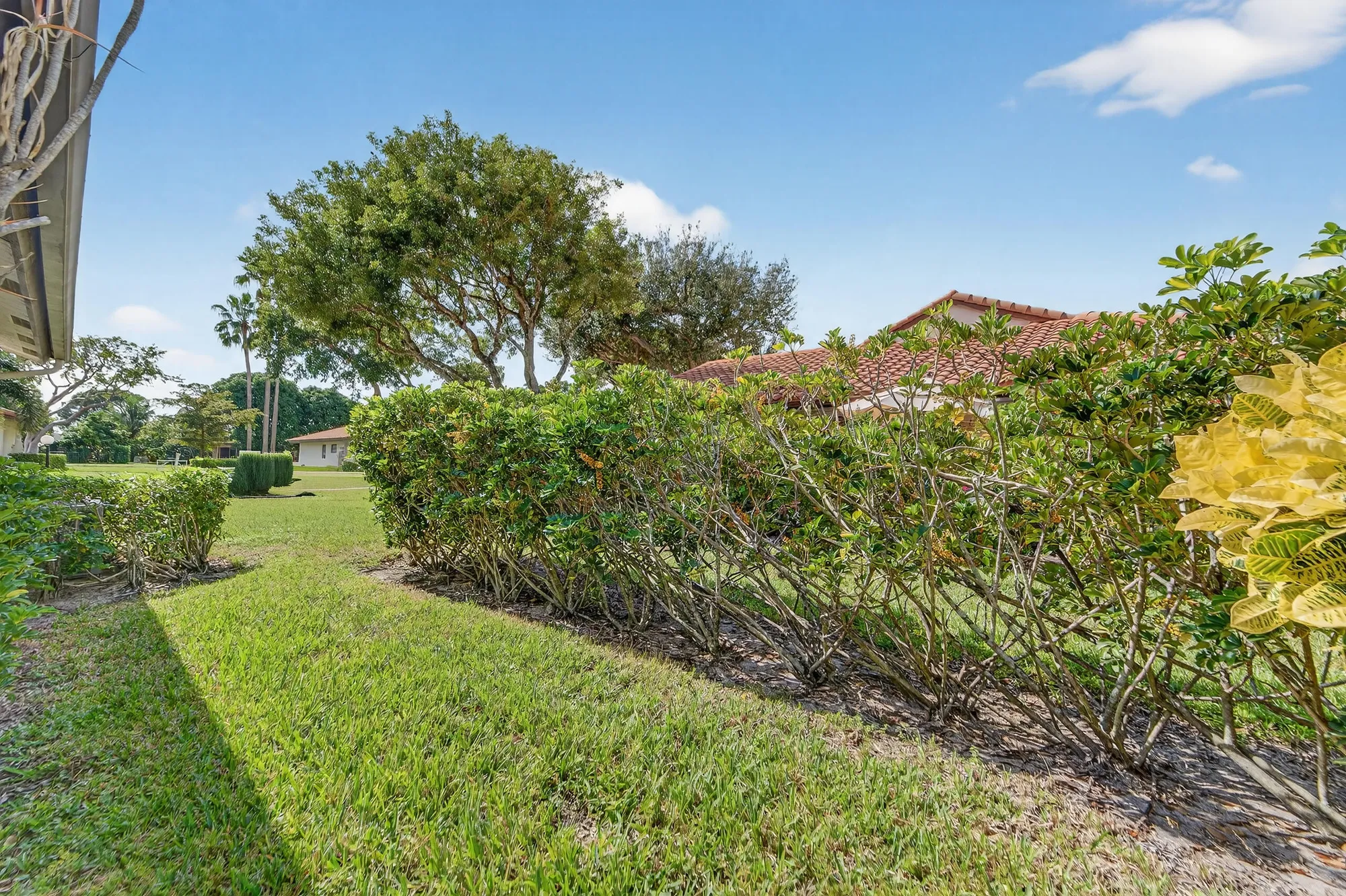 Property Slideshow image 25 of 49 | 6215 kings gate cir, Delray Beach, FL, 33484