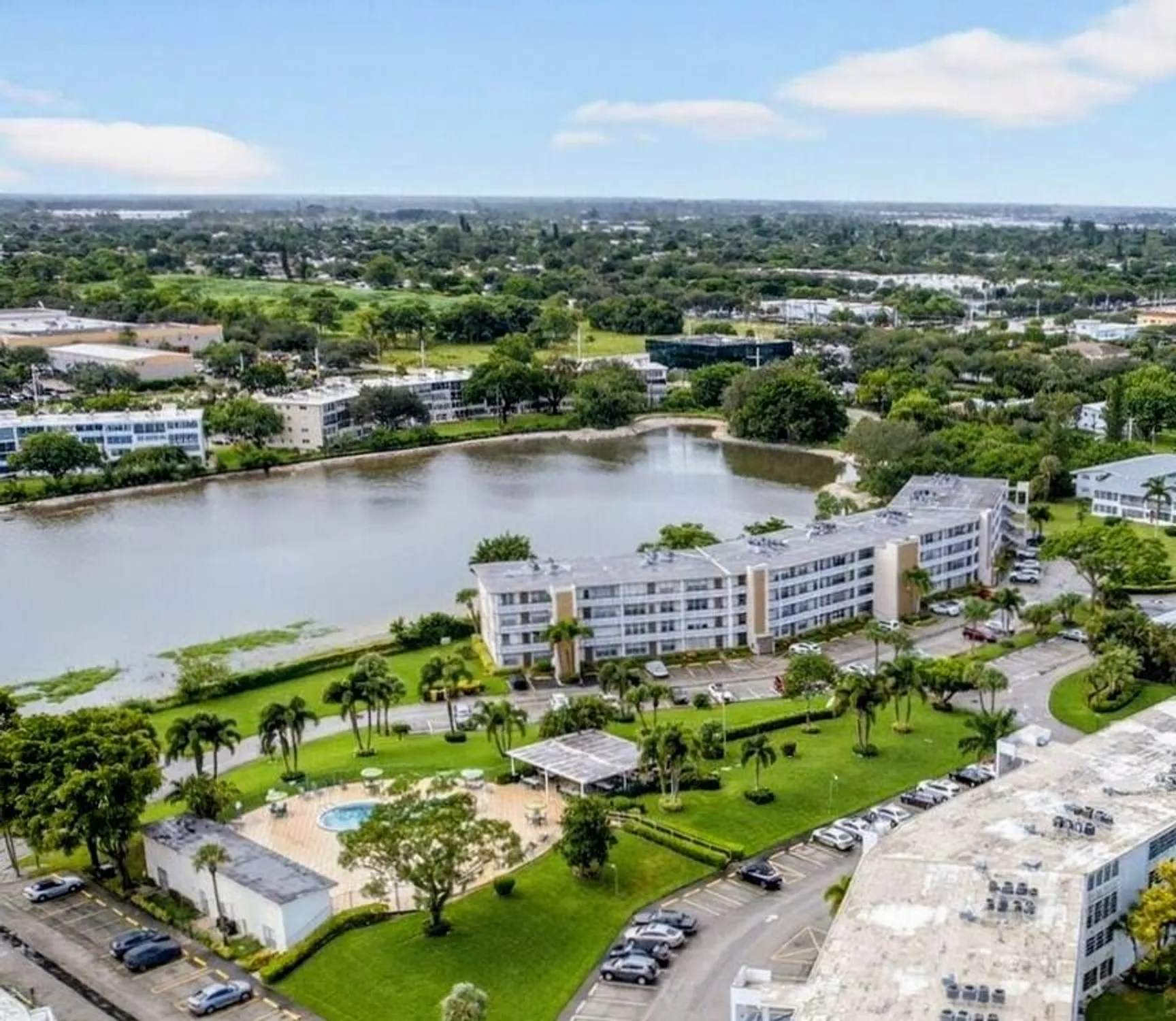 Property Slideshow image 16 of 30 | 111 greenbrier b, West Palm Beach, FL, 33417