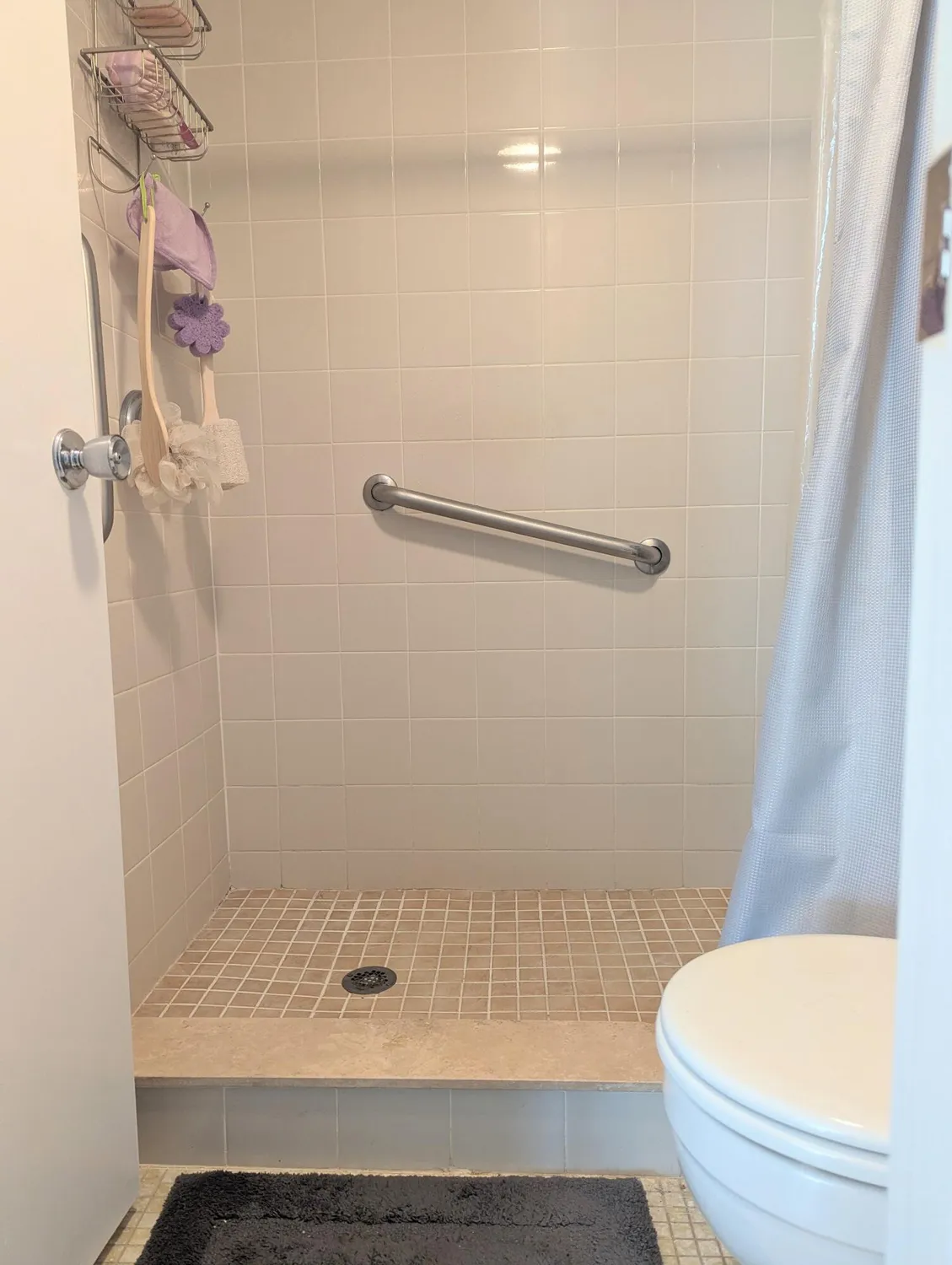 Property Slideshow image 11 of 30 | 111 greenbrier b, West Palm Beach, FL, 33417