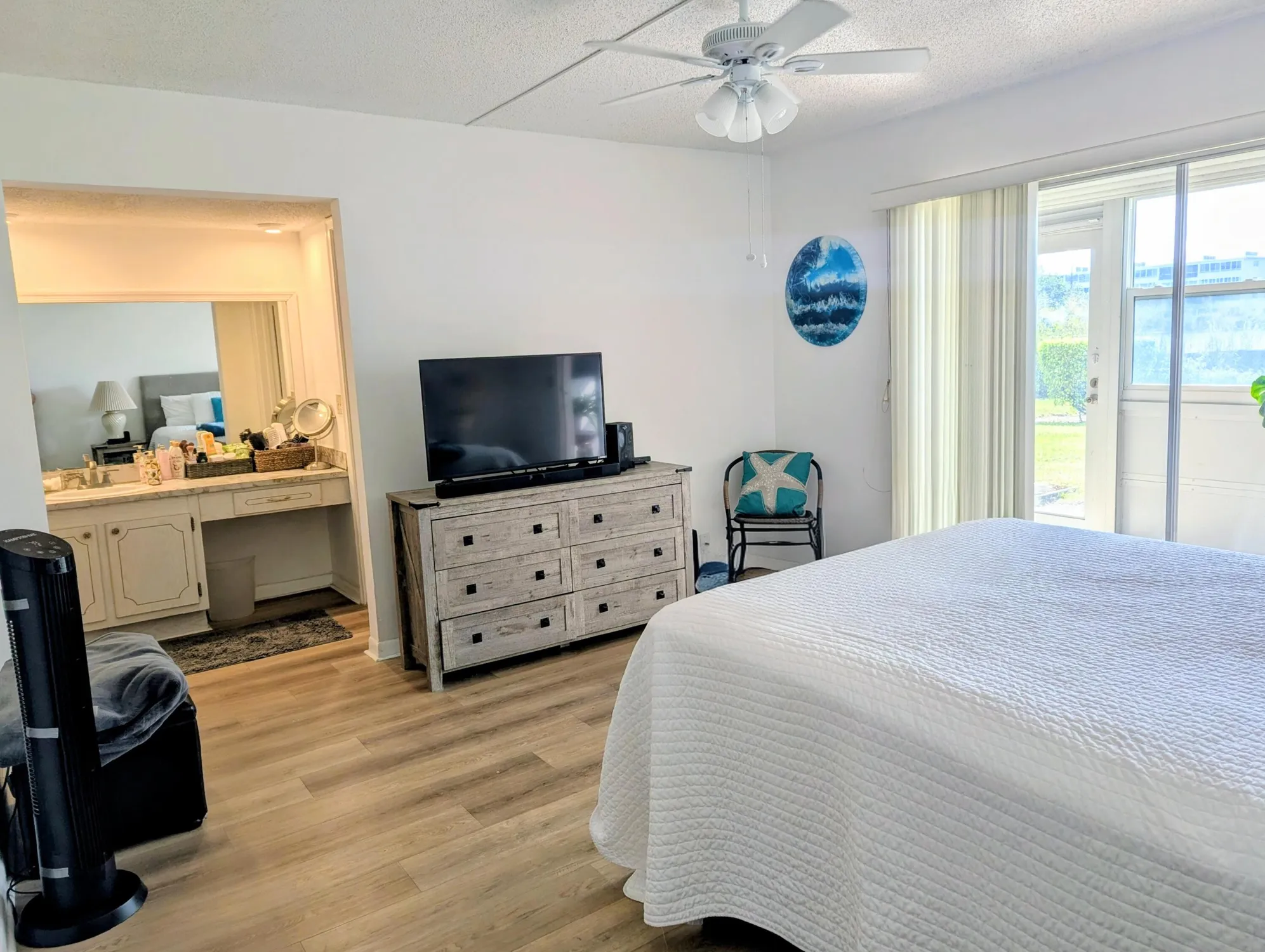 Property Slideshow image 8 of 30 | 111 greenbrier b, West Palm Beach, FL, 33417