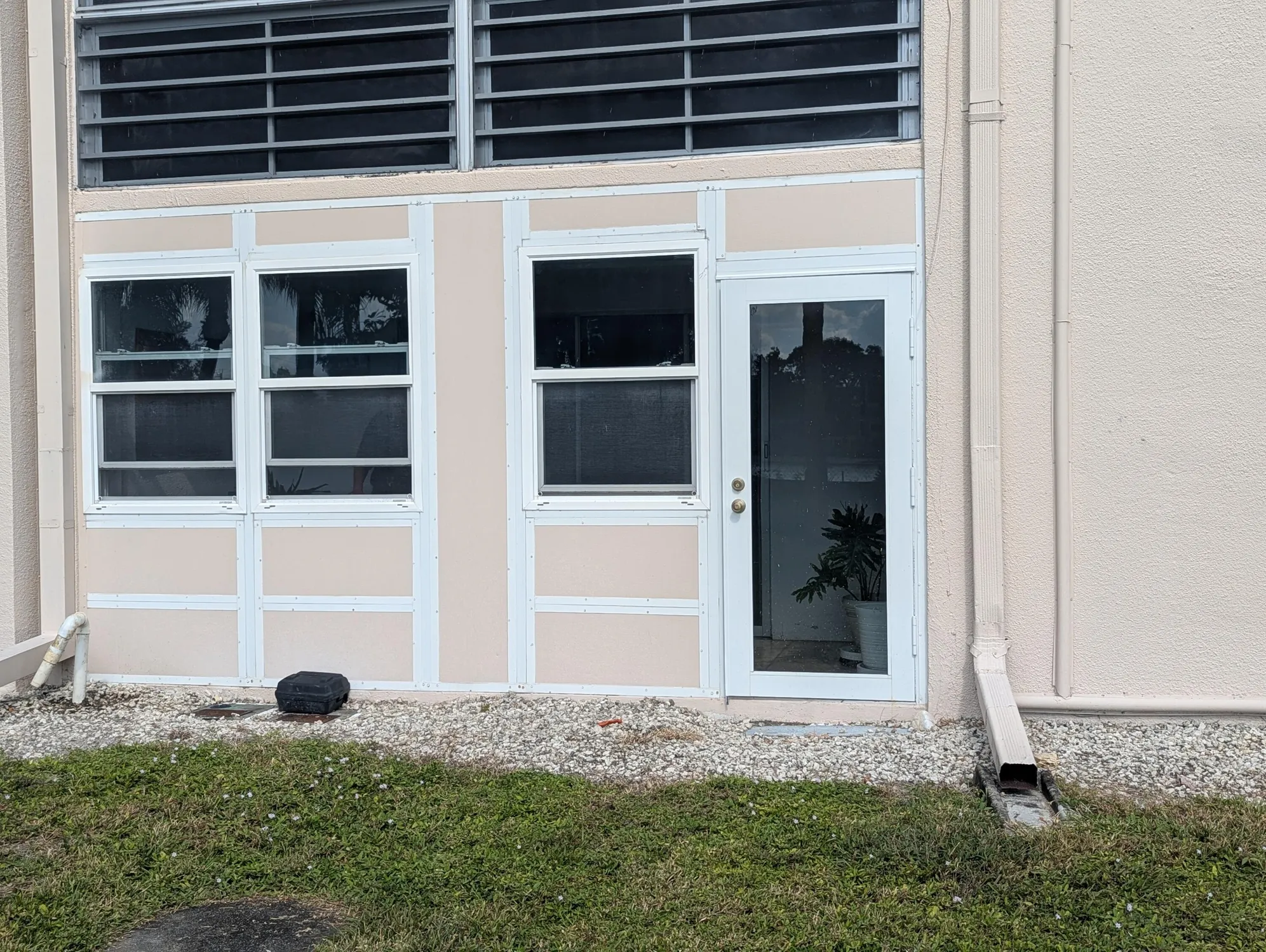 Property Slideshow image 15 of 30 | 111 greenbrier b, West Palm Beach, FL, 33417