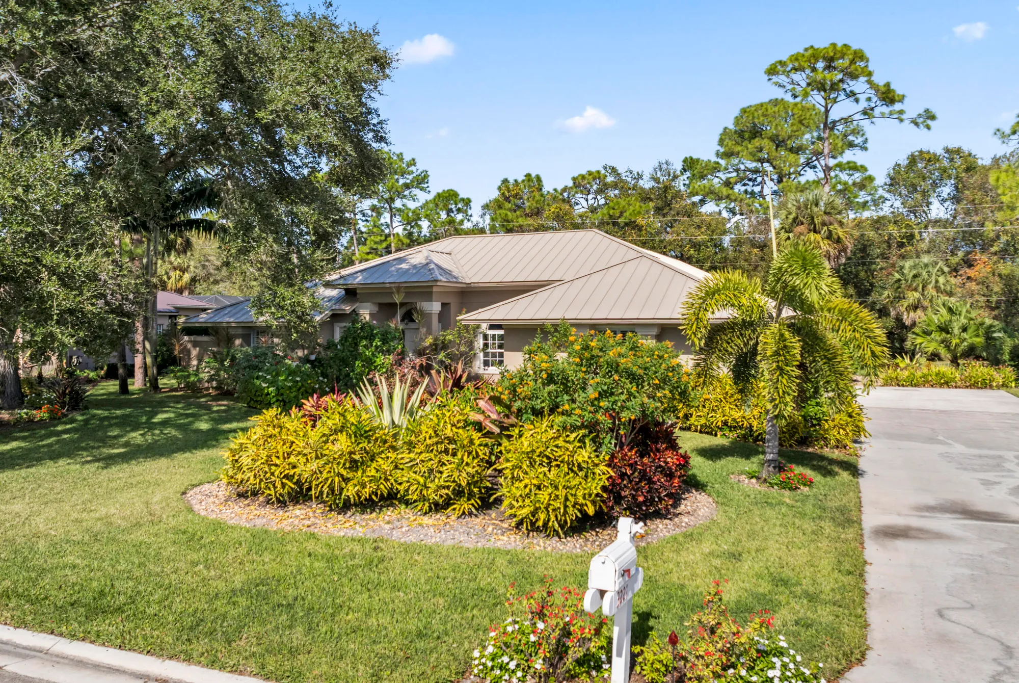 Property Slideshow image 29 of 54 | 3221 bent pine dr, Fort Pierce, FL, 34951