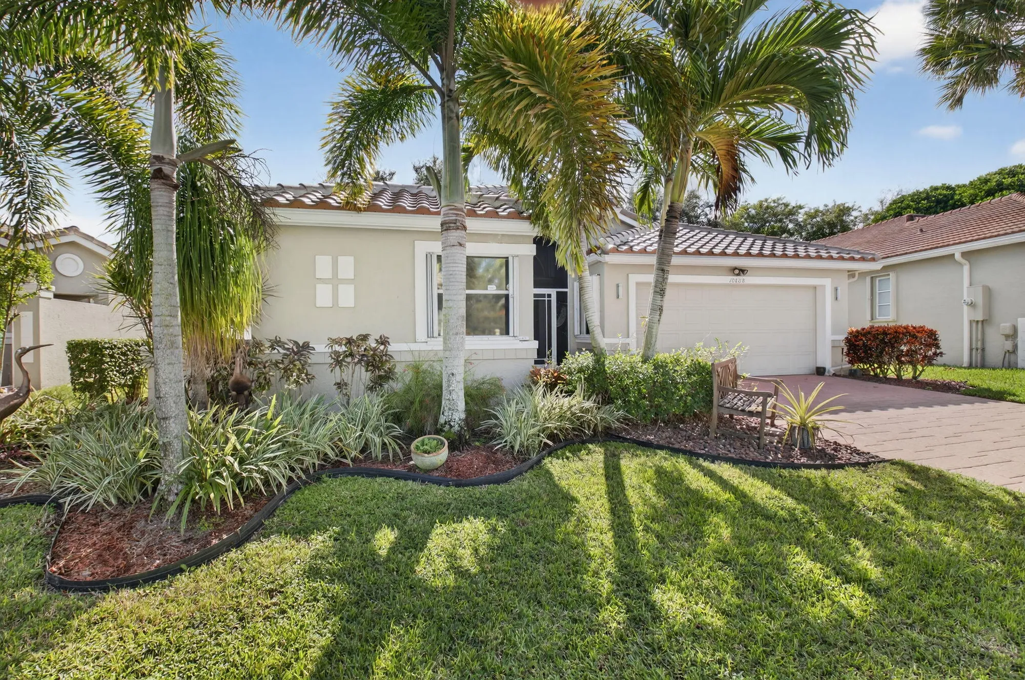 Property Slideshow image 2 of 66 | 10888 royal caribbean cir, Boynton Beach, FL, 33437