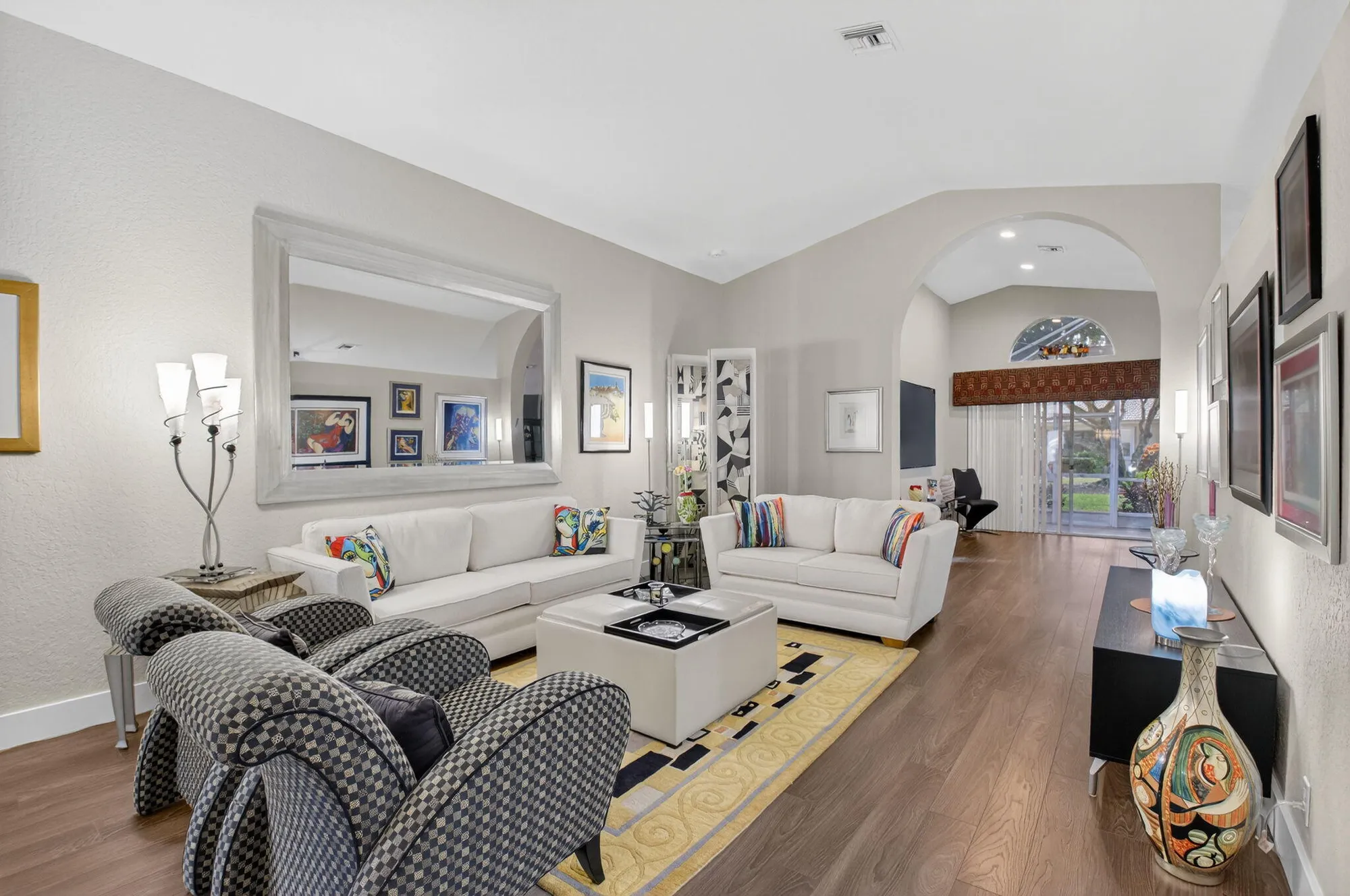 Property Slideshow image 11 of 66 | 10888 royal caribbean cir, Boynton Beach, FL, 33437