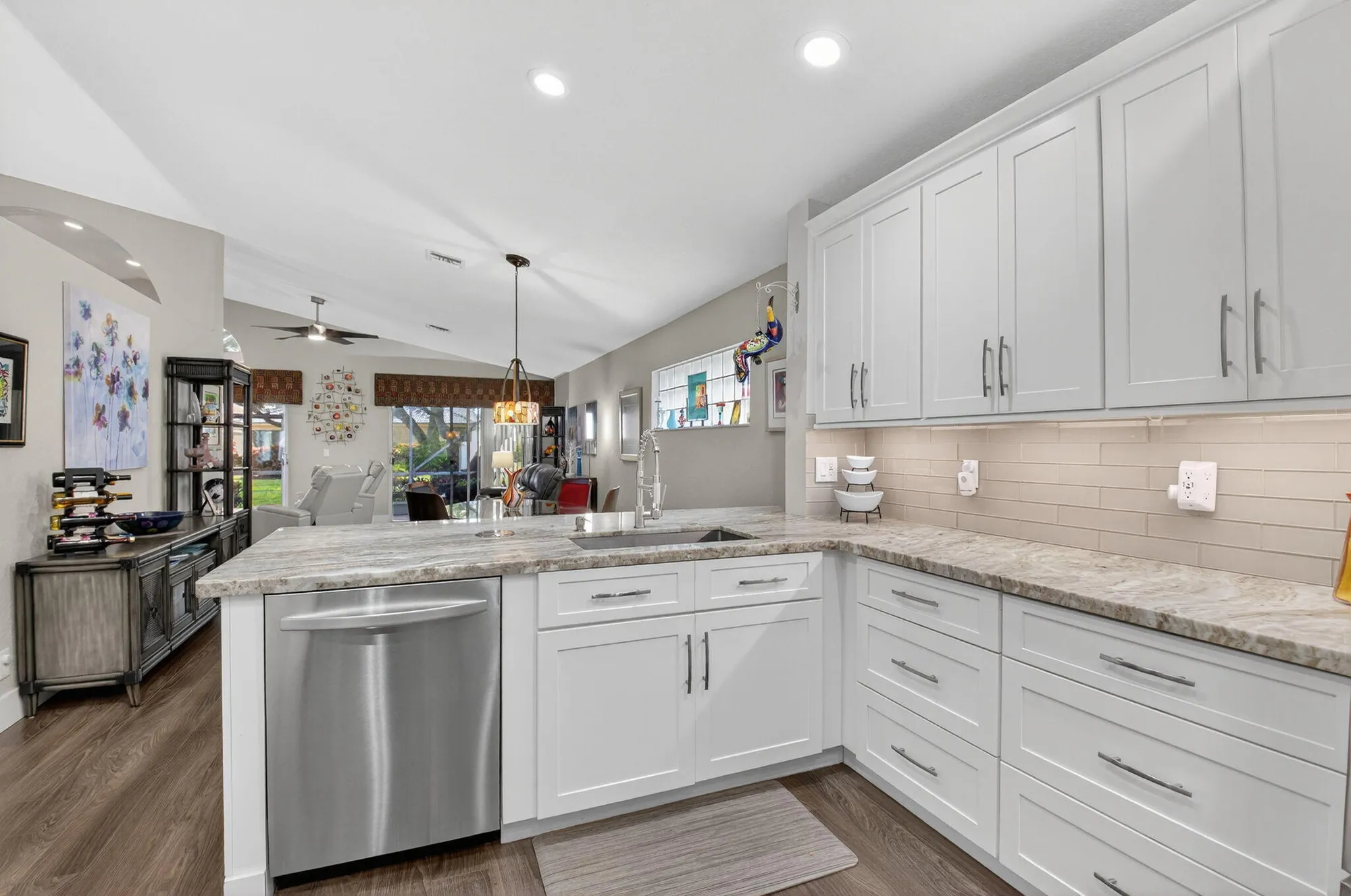 Property Slideshow image 21 of 66 | 10888 royal caribbean cir, Boynton Beach, FL, 33437