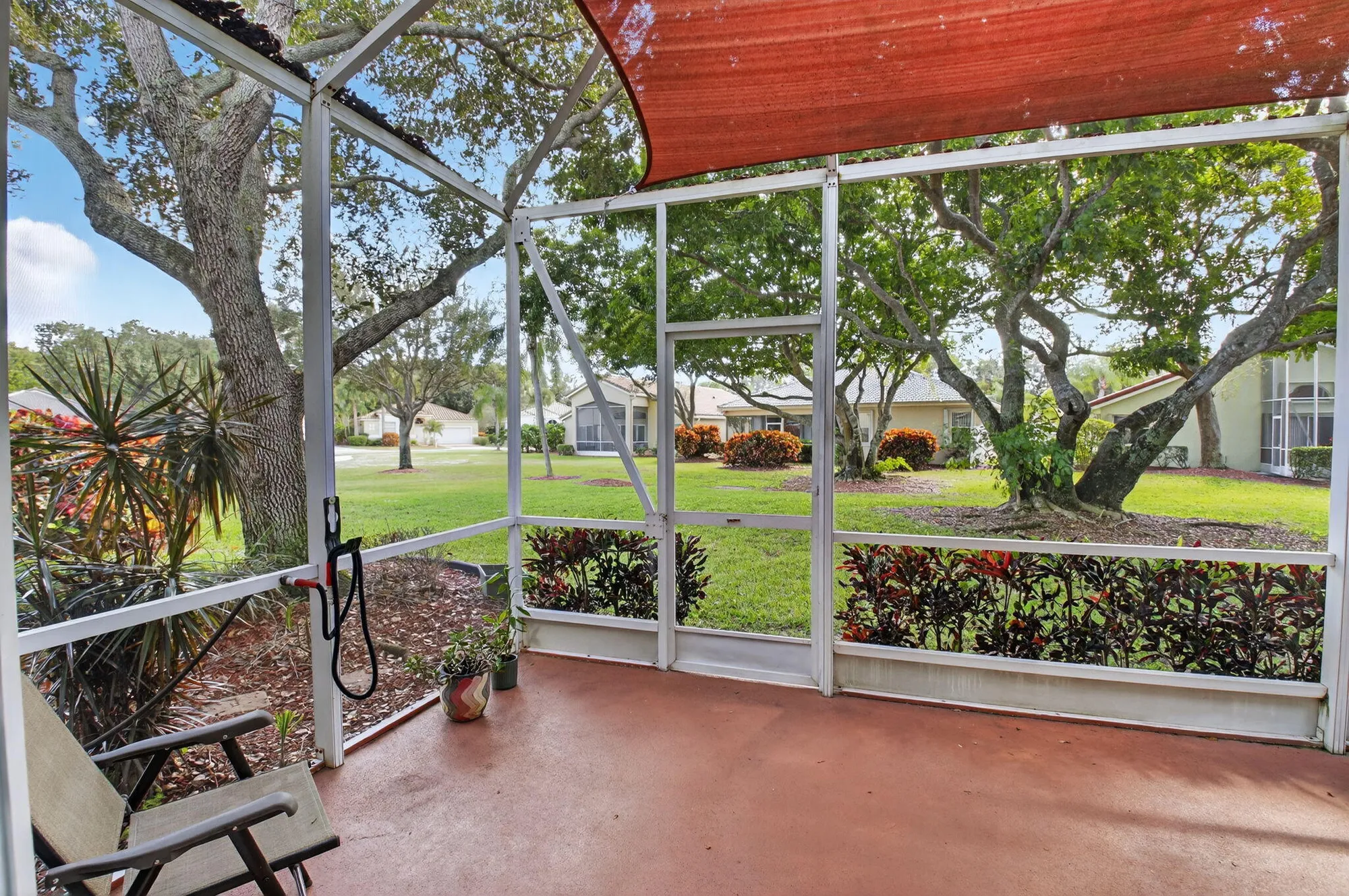 Property Slideshow image 36 of 66 | 10888 royal caribbean cir, Boynton Beach, FL, 33437