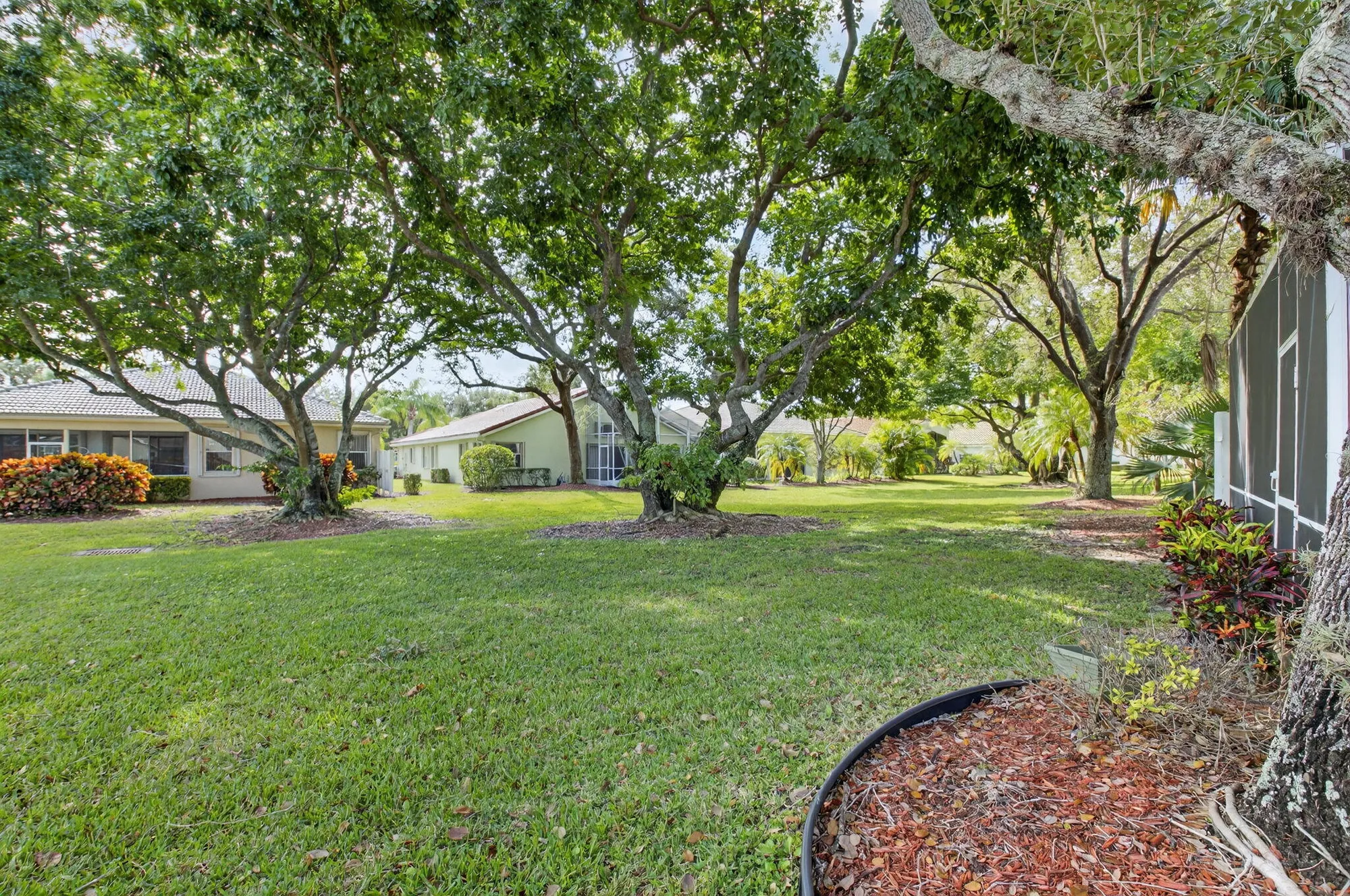 Property Slideshow image 41 of 66 | 10888 royal caribbean cir, Boynton Beach, FL, 33437