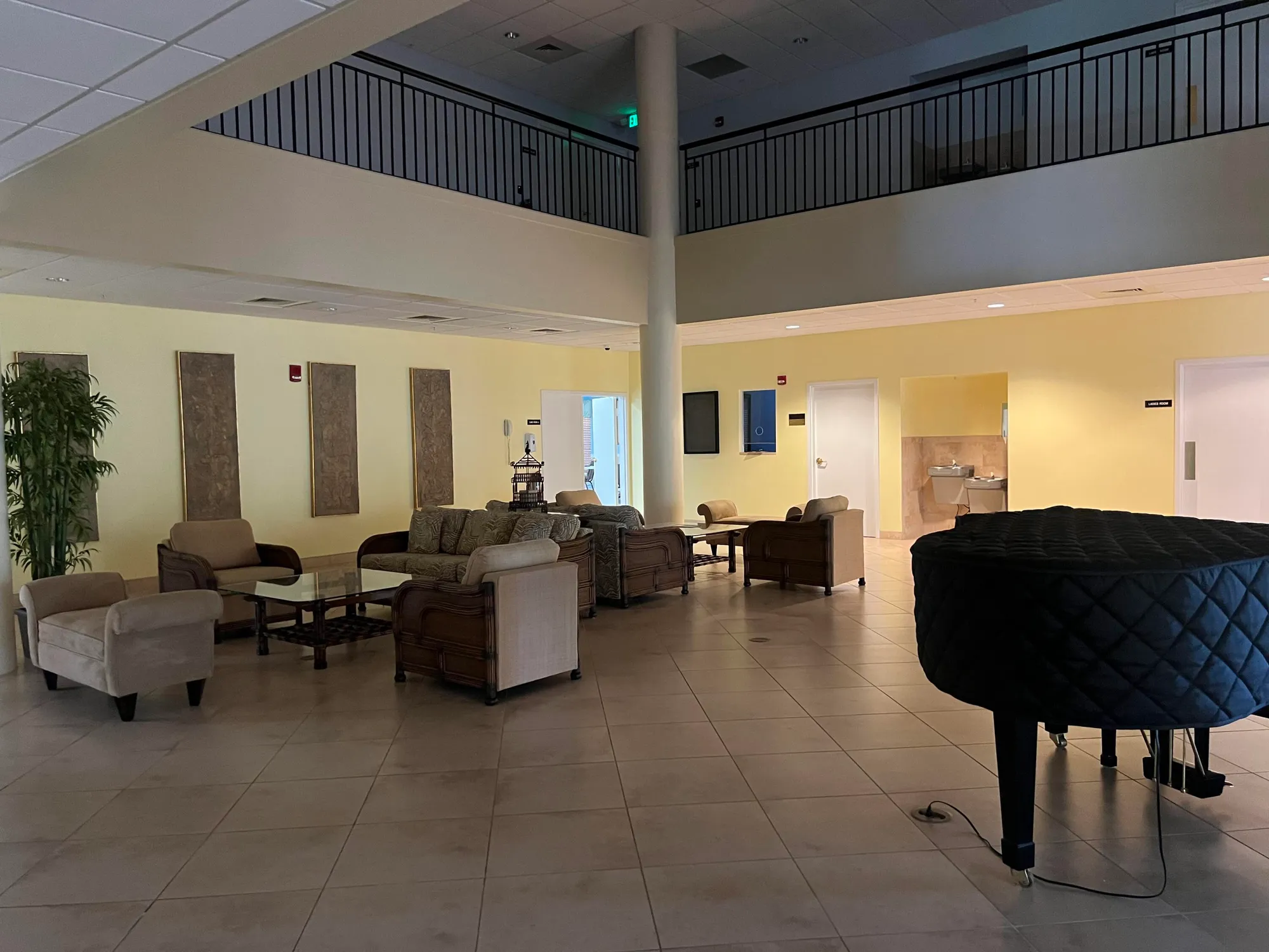 Property Slideshow image 37 of 45 | 230 ne 26th ave 2070, Boynton Beach, FL, 33435