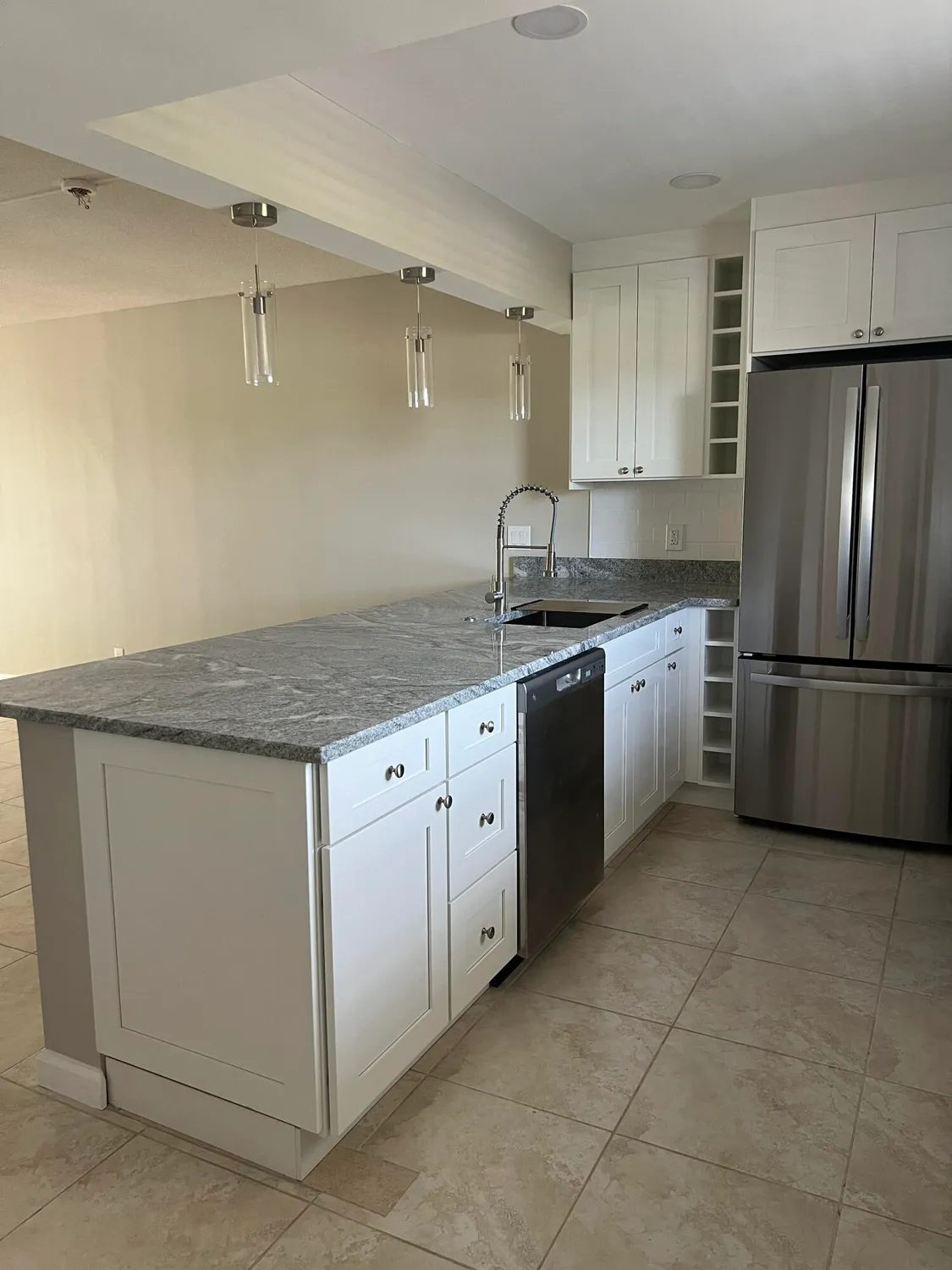 Property Slideshow image 5 of 45 | 230 ne 26th ave 2070, Boynton Beach, FL, 33435