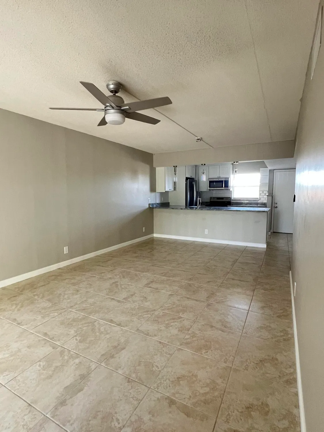 Property Slideshow image 18 of 45 | 230 ne 26th ave 2070, Boynton Beach, FL, 33435