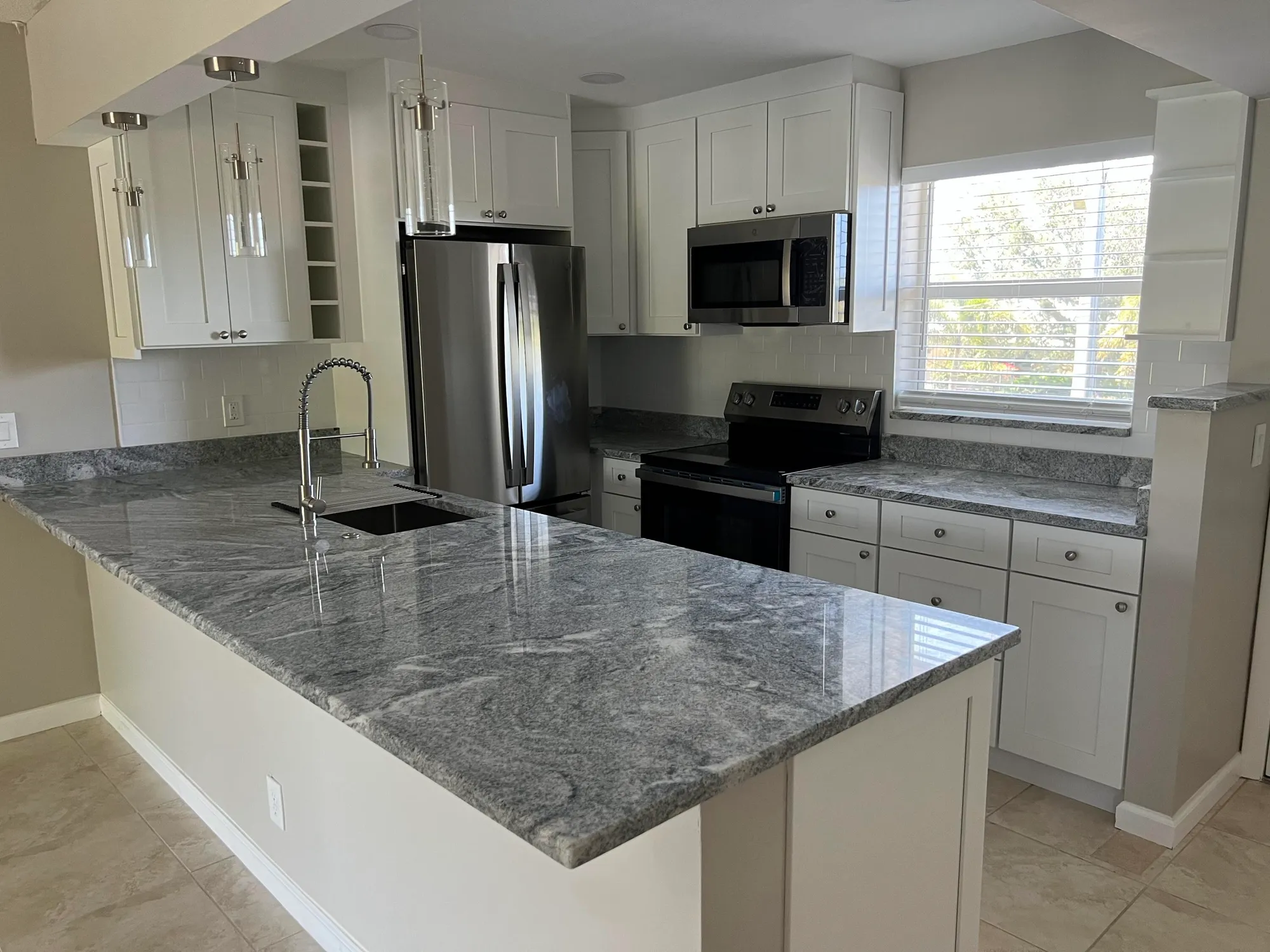 Property Slideshow image 3 of 45 | 230 ne 26th ave 2070, Boynton Beach, FL, 33435