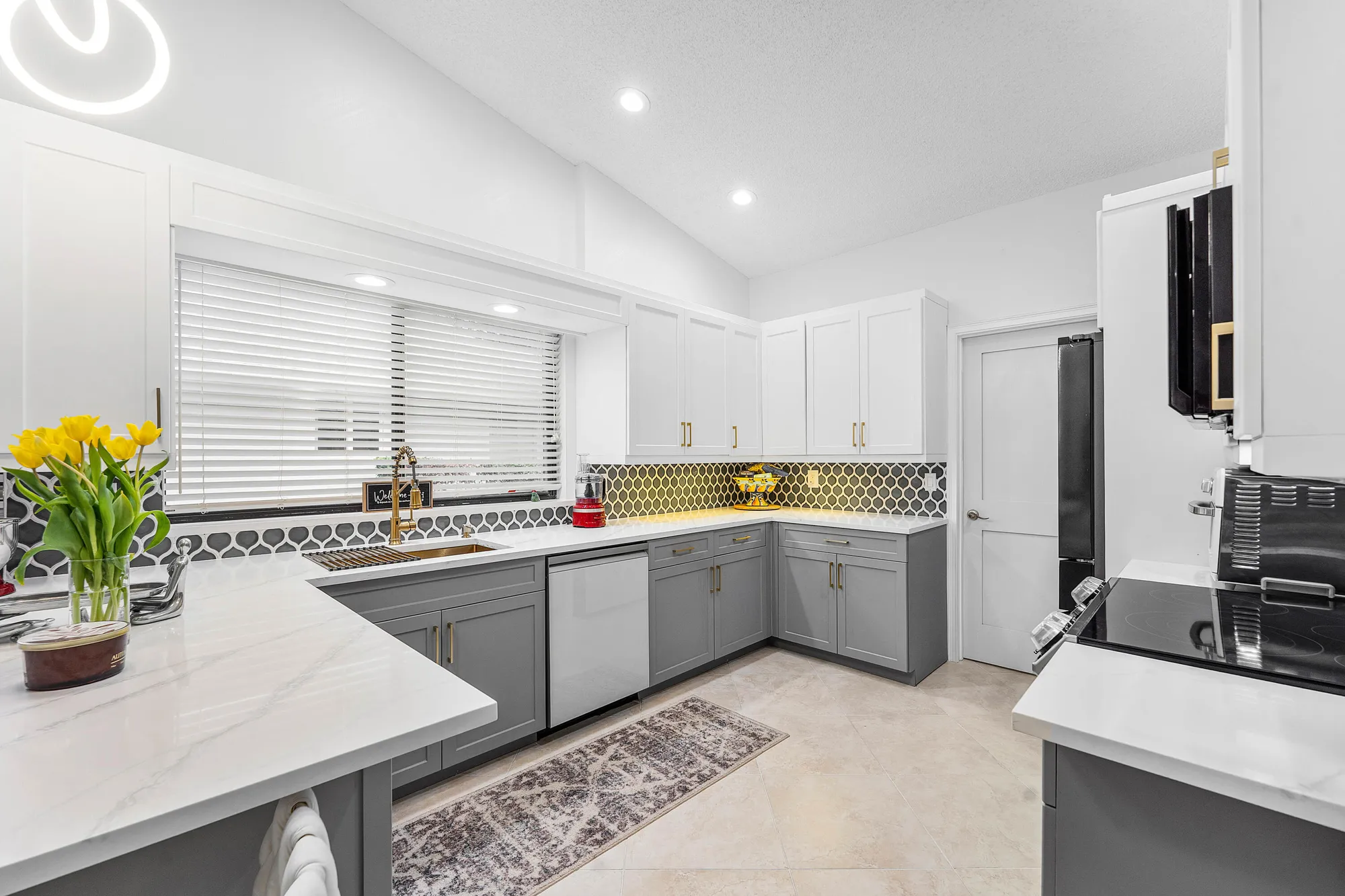 Property Slideshow image 13 of 58 | 1370 nw 28th ave, Delray Beach, FL, 33445