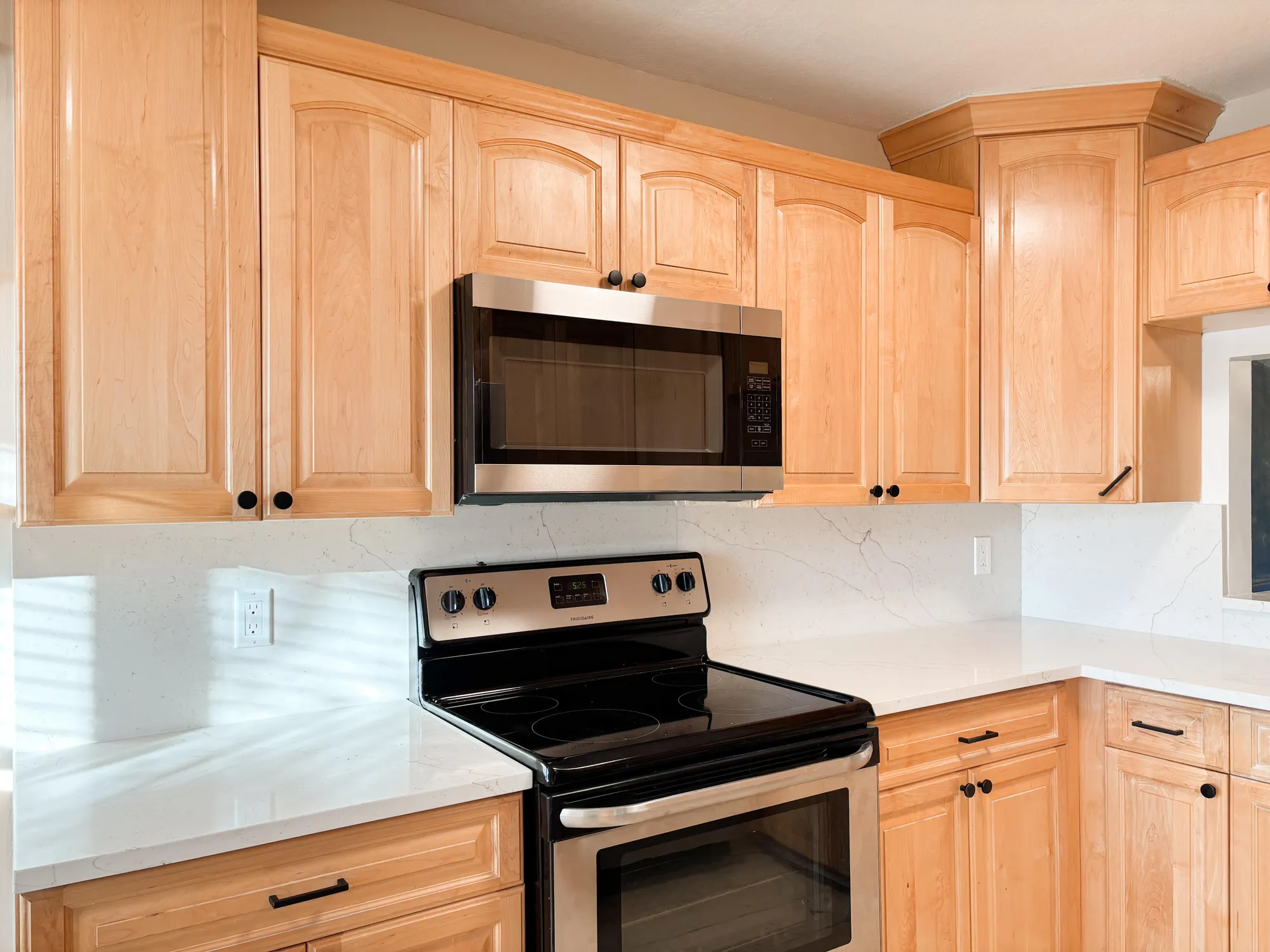 Property Slideshow image 8 of 51 | 4704 lucerne lakes blvd 102, Lake Worth, FL, 33467