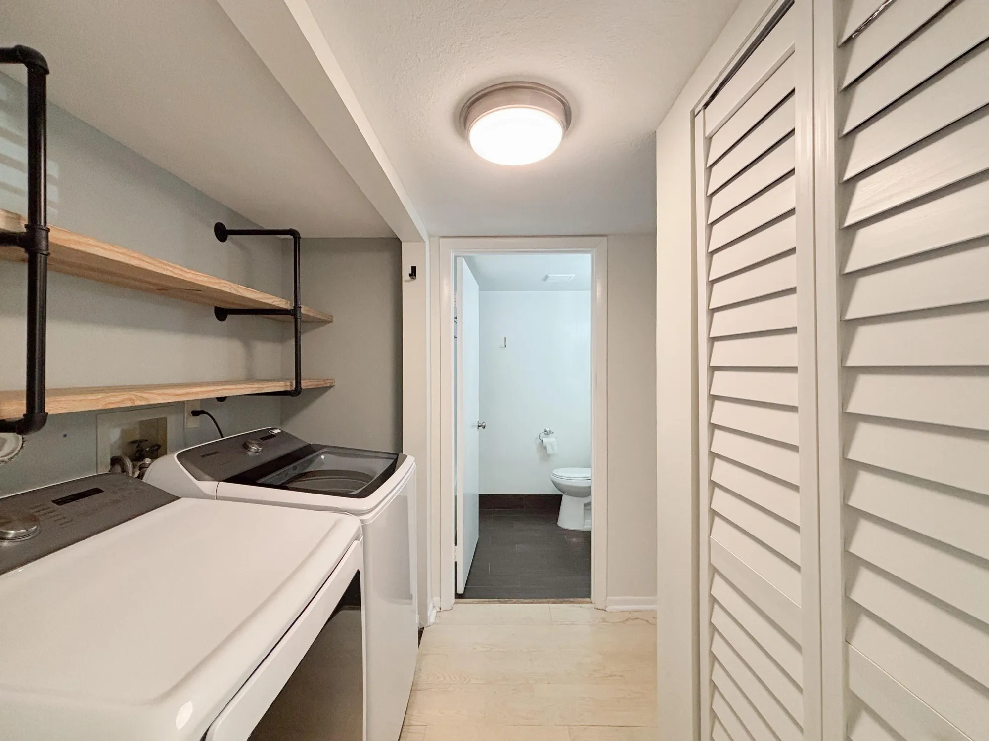 Property Slideshow image 10 of 51 | 4704 lucerne lakes blvd 102, Lake Worth, FL, 33467