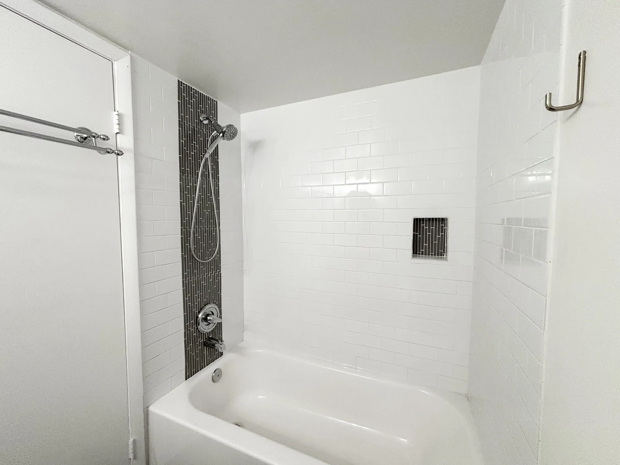 Property Slideshow image 17 of 51 | 4704 lucerne lakes blvd 102, Lake Worth, FL, 33467