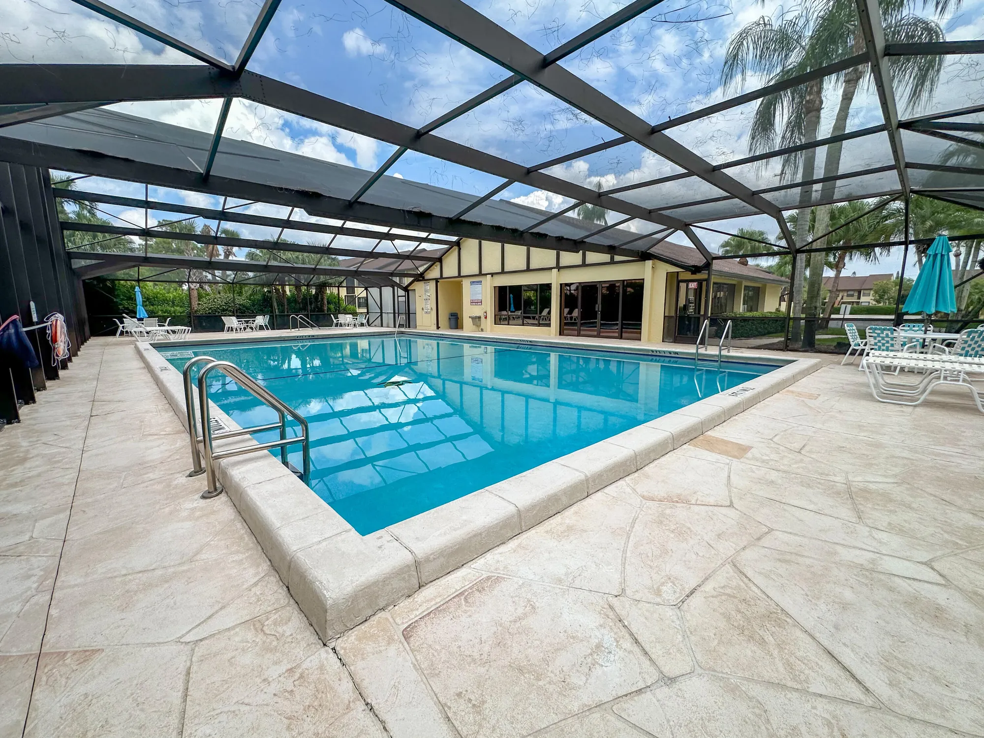 Property Slideshow image 33 of 51 | 4704 lucerne lakes blvd 102, Lake Worth, FL, 33467