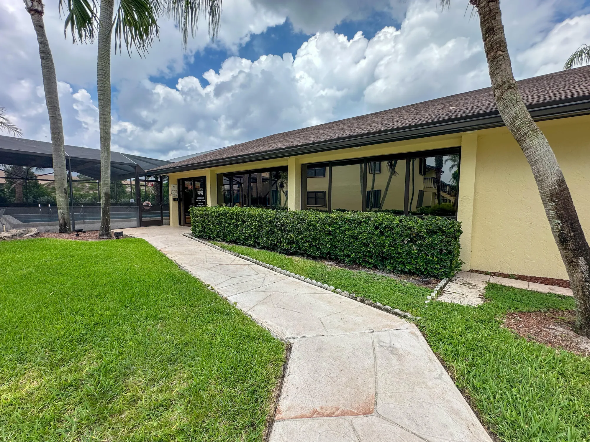 Property Slideshow image 36 of 51 | 4704 lucerne lakes blvd 102, Lake Worth, FL, 33467