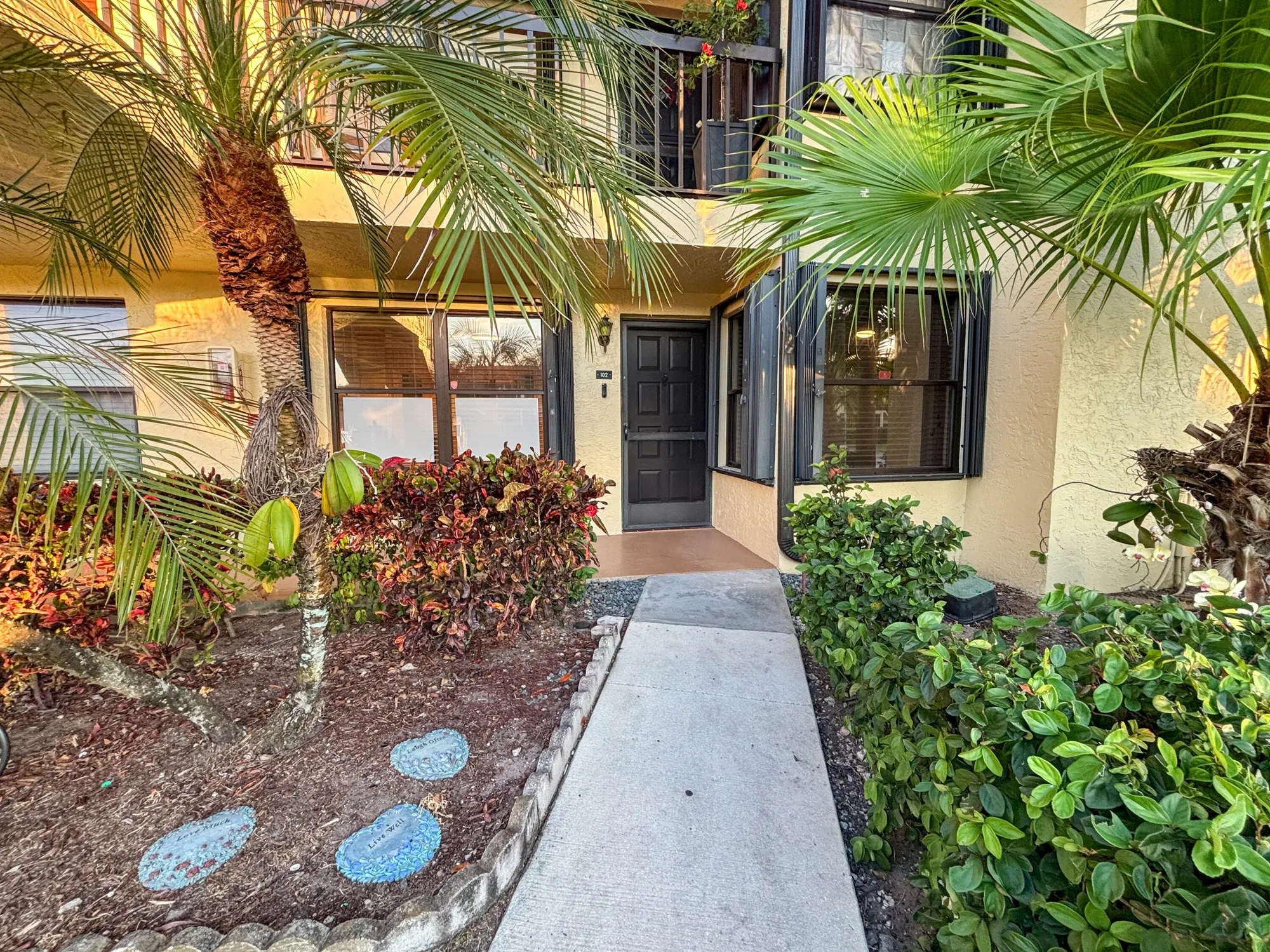 Property Slideshow image 37 of 51 | 4704 lucerne lakes blvd 102, Lake Worth, FL, 33467
