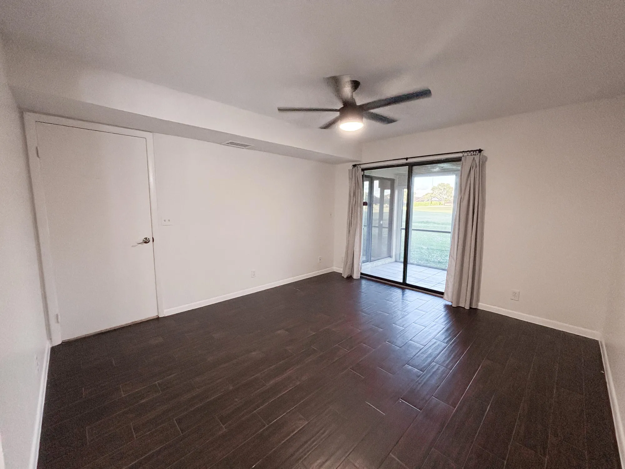 Property Slideshow image 18 of 51 | 4704 lucerne lakes blvd 102, Lake Worth, FL, 33467