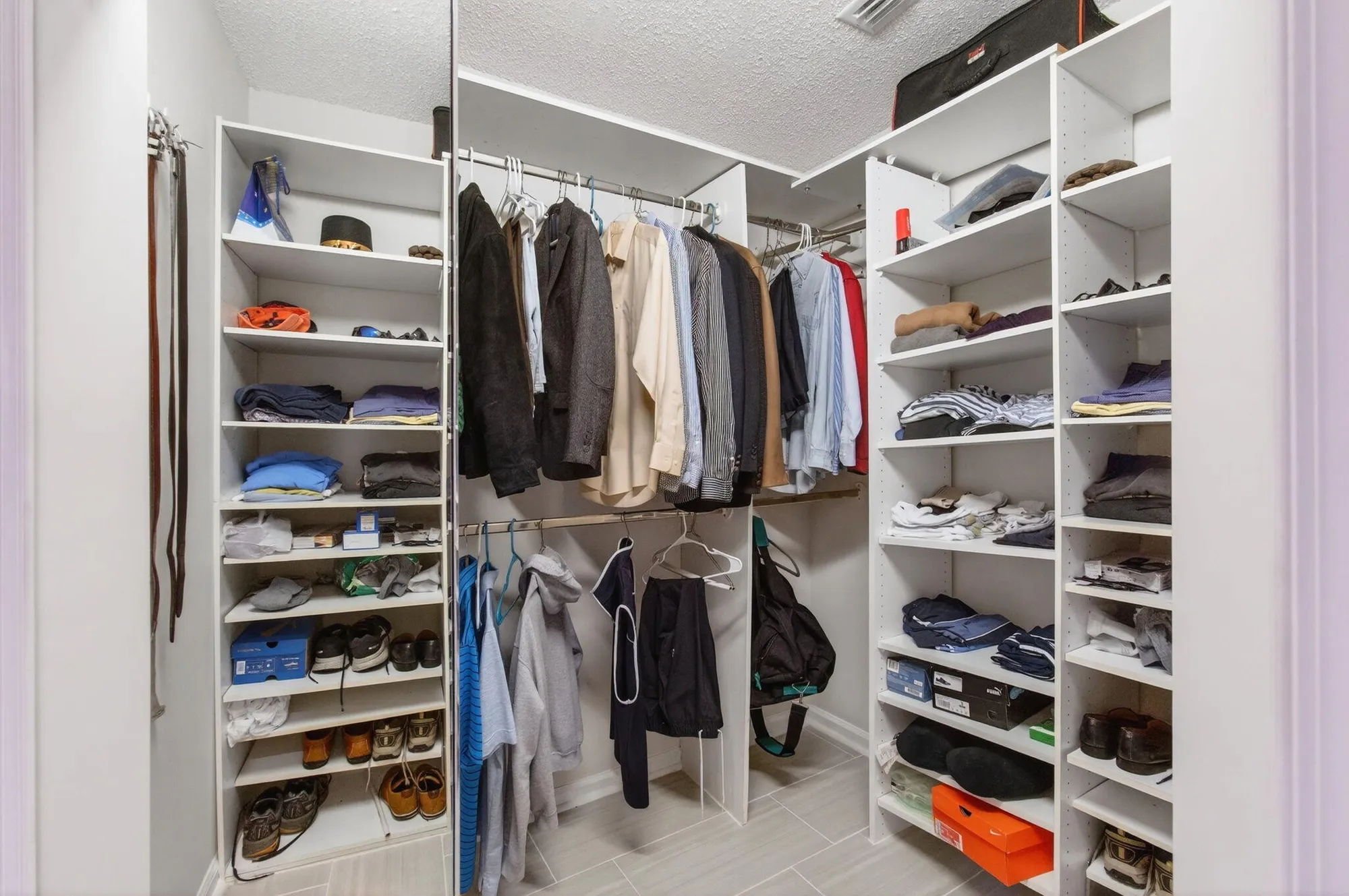 Property Slideshow image 49 of 70 | 6143 greenspointe dr, Boynton Beach, FL, 33437