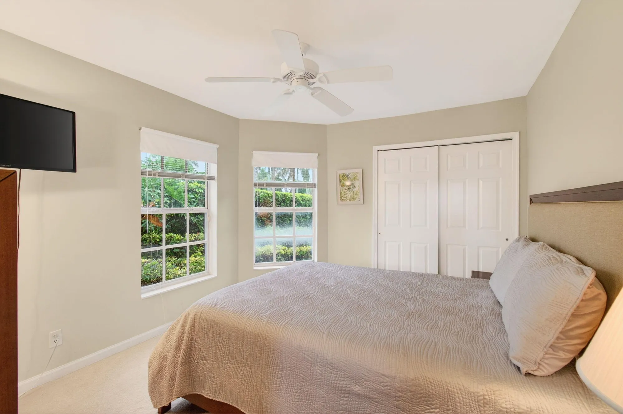 Property Slideshow image 54 of 70 | 6143 greenspointe dr, Boynton Beach, FL, 33437