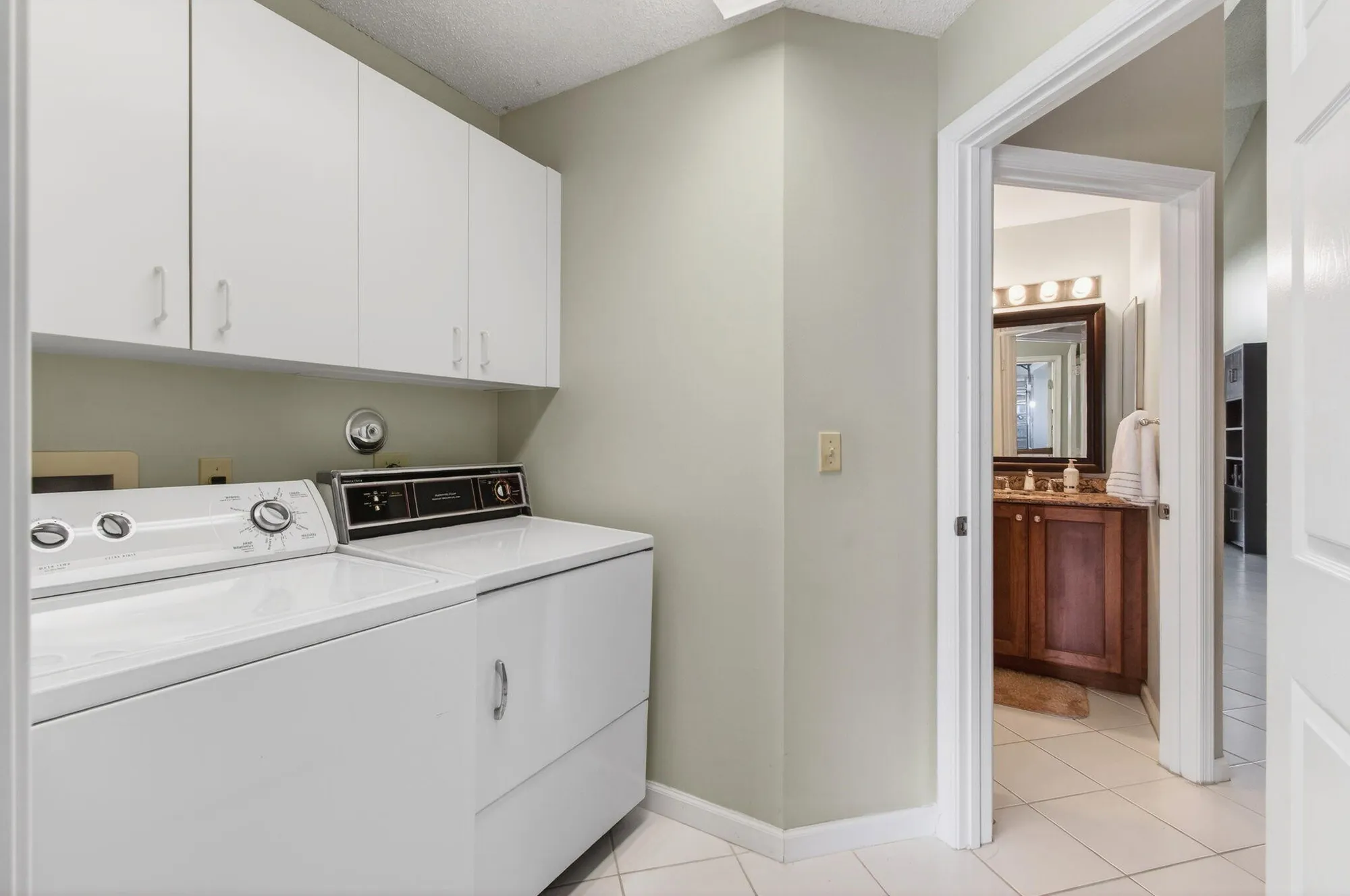 Property Slideshow image 59 of 70 | 6143 greenspointe dr, Boynton Beach, FL, 33437