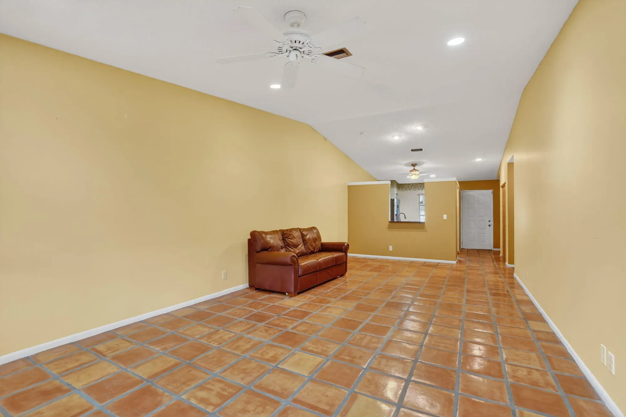 Property Slideshow image 9 of 37 | 18555 egret way, Boca Raton, FL, 33496