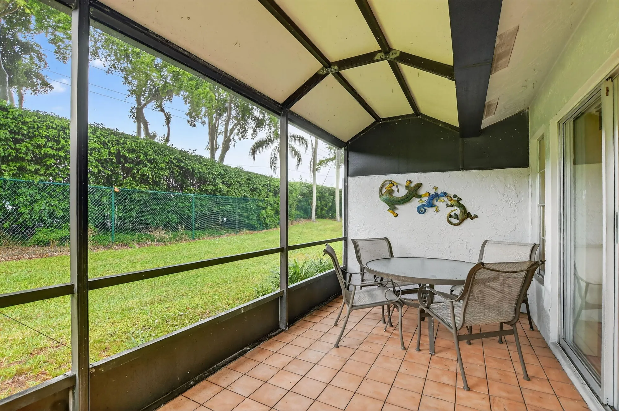 Property Slideshow image 25 of 37 | 18555 egret way, Boca Raton, FL, 33496