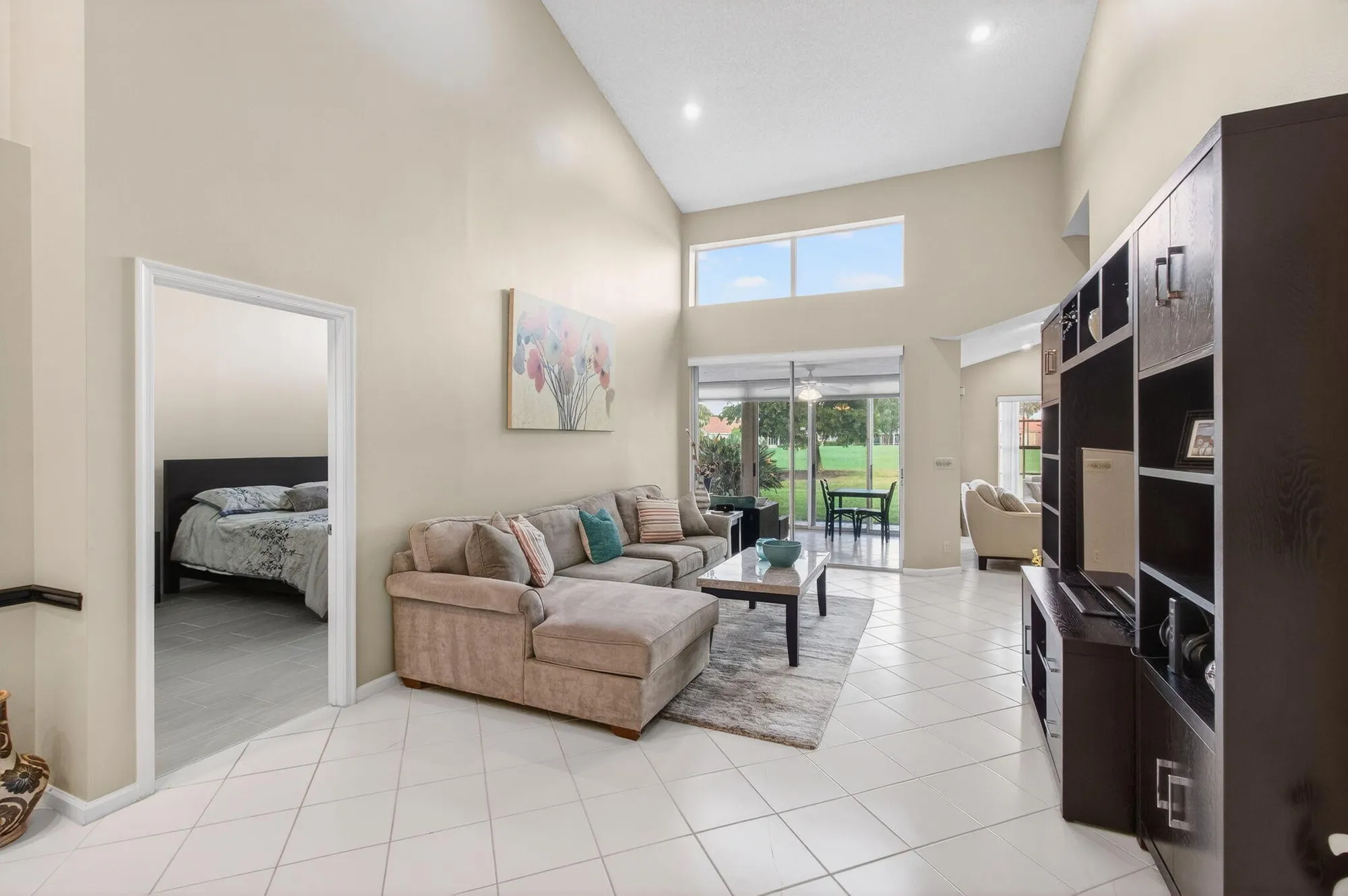Property Slideshow image 13 of 70 | 6143 greenspointe dr, Boynton Beach, FL, 33437