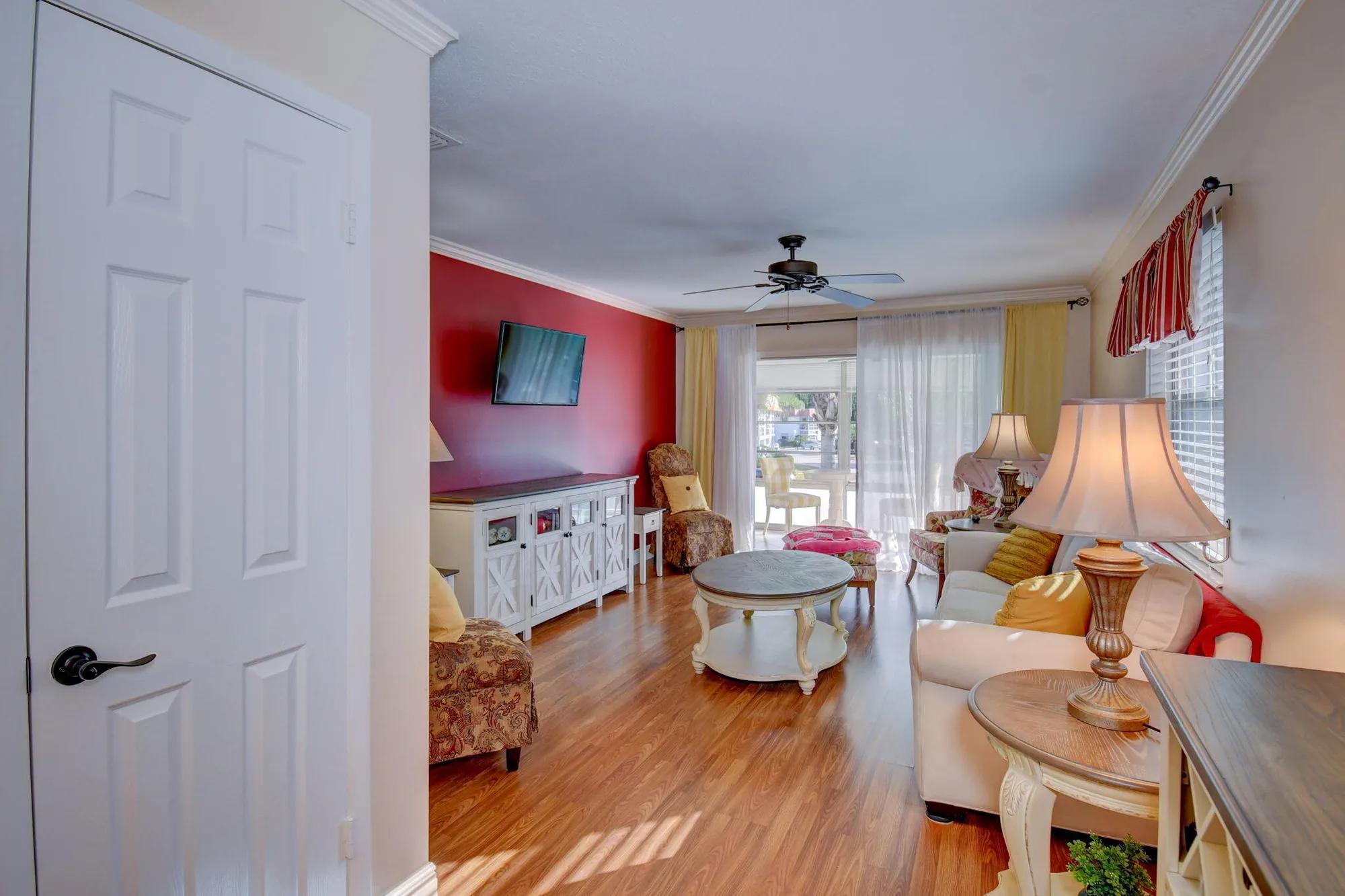 Property Slideshow image 10 of 38 | 2600 se ocean blvd x14, Stuart, FL, 34996