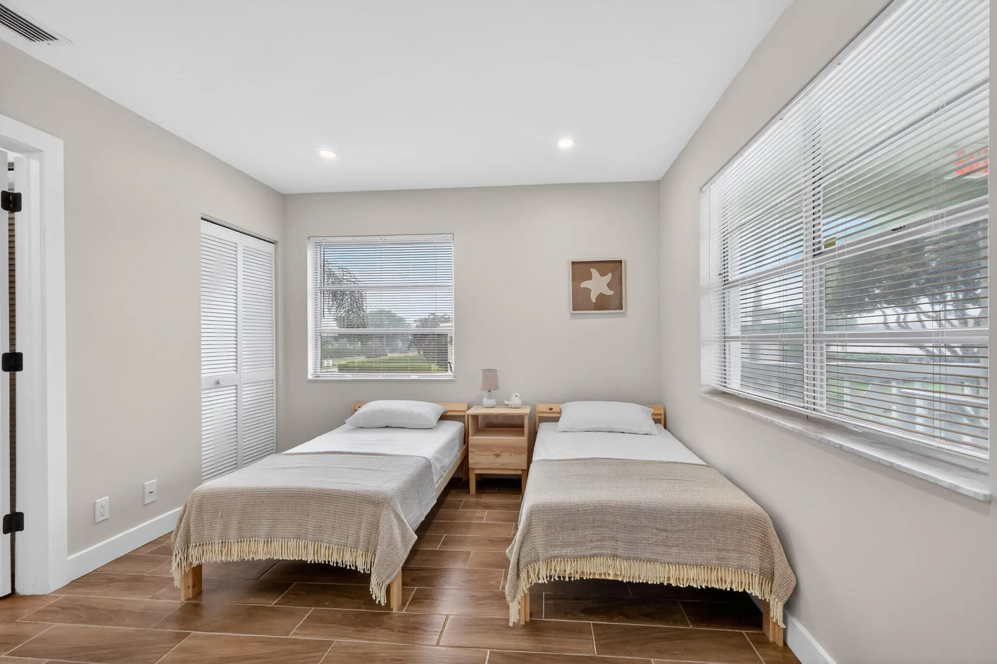 Property Slideshow image 8 of 28 | 1101 cactus ter 204, Delray Beach, FL, 33445