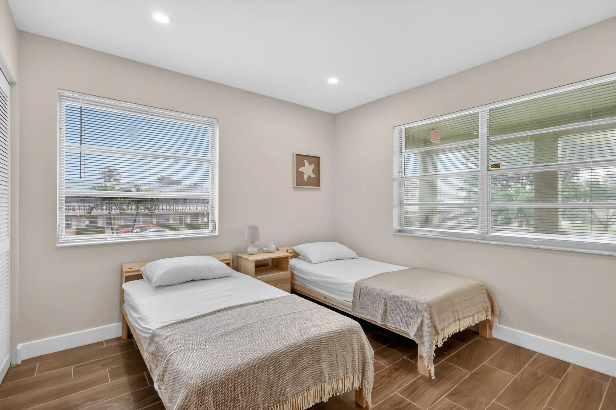 Property Slideshow image 9 of 28 | 1101 cactus ter 204, Delray Beach, FL, 33445