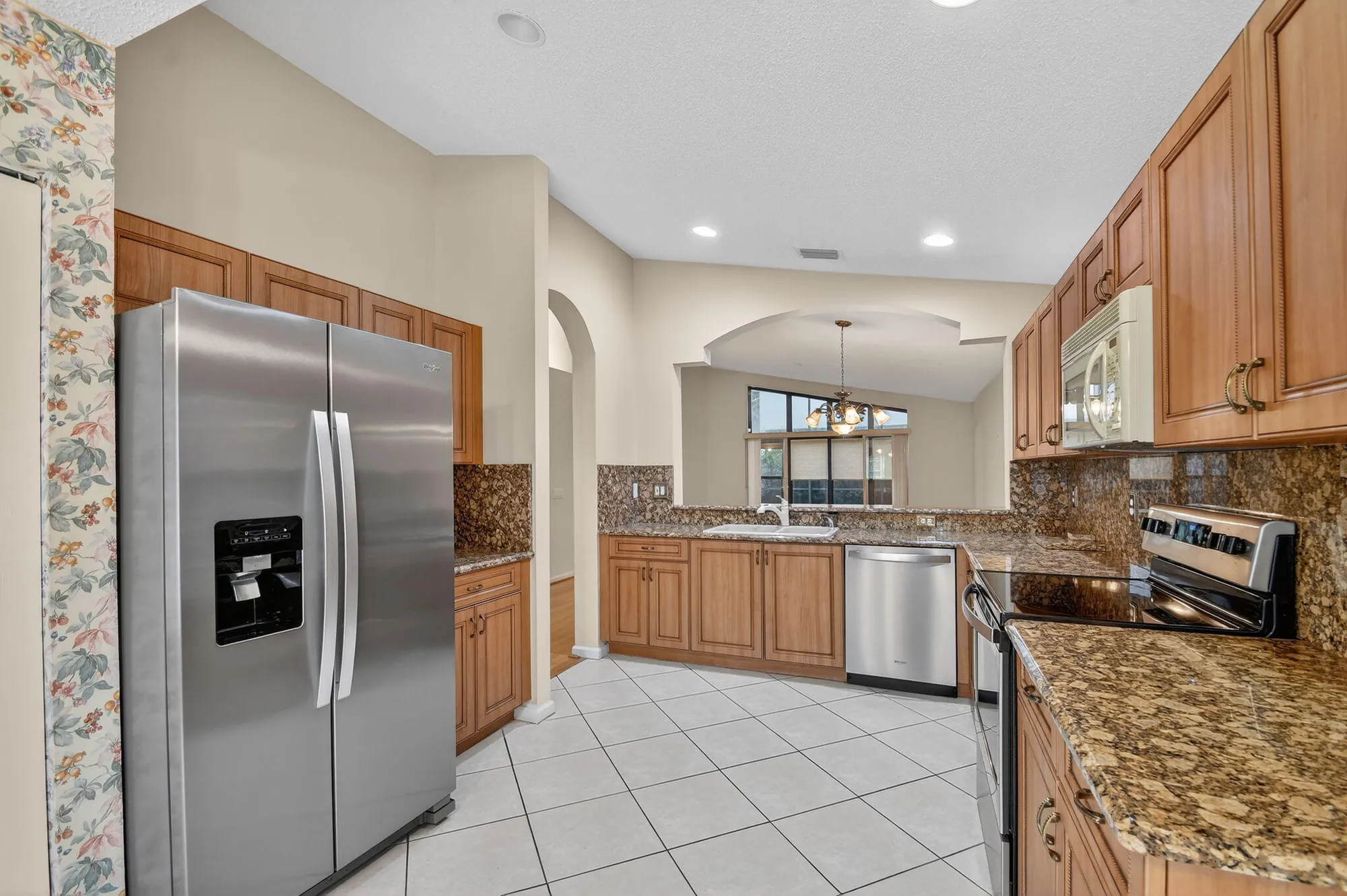 Property Slideshow image 6 of 53 | 6568 malta dr, Boynton Beach, FL, 33437