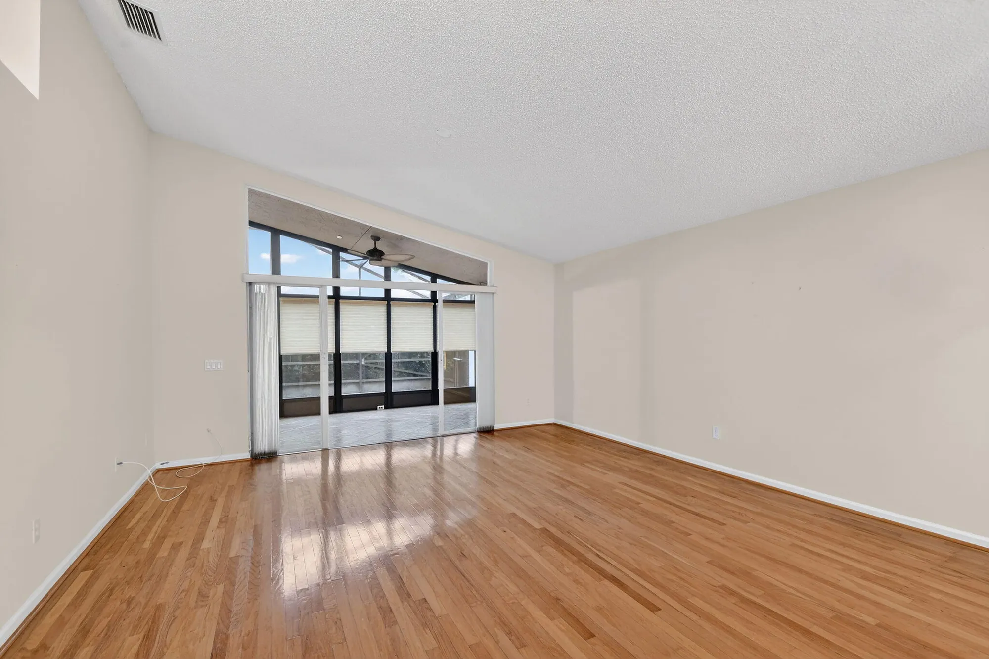 Property Slideshow image 14 of 53 | 6568 malta dr, Boynton Beach, FL, 33437