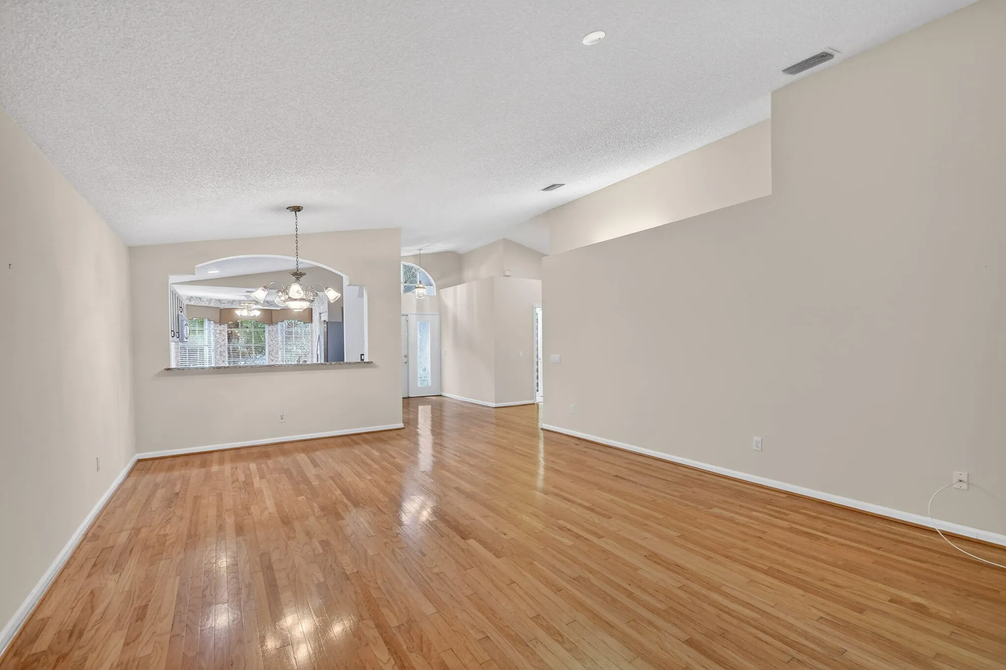 Property Slideshow image 16 of 53 | 6568 malta dr, Boynton Beach, FL, 33437
