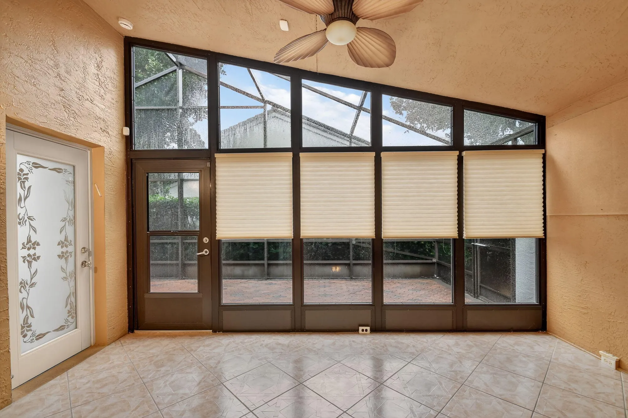 Property Slideshow image 17 of 53 | 6568 malta dr, Boynton Beach, FL, 33437