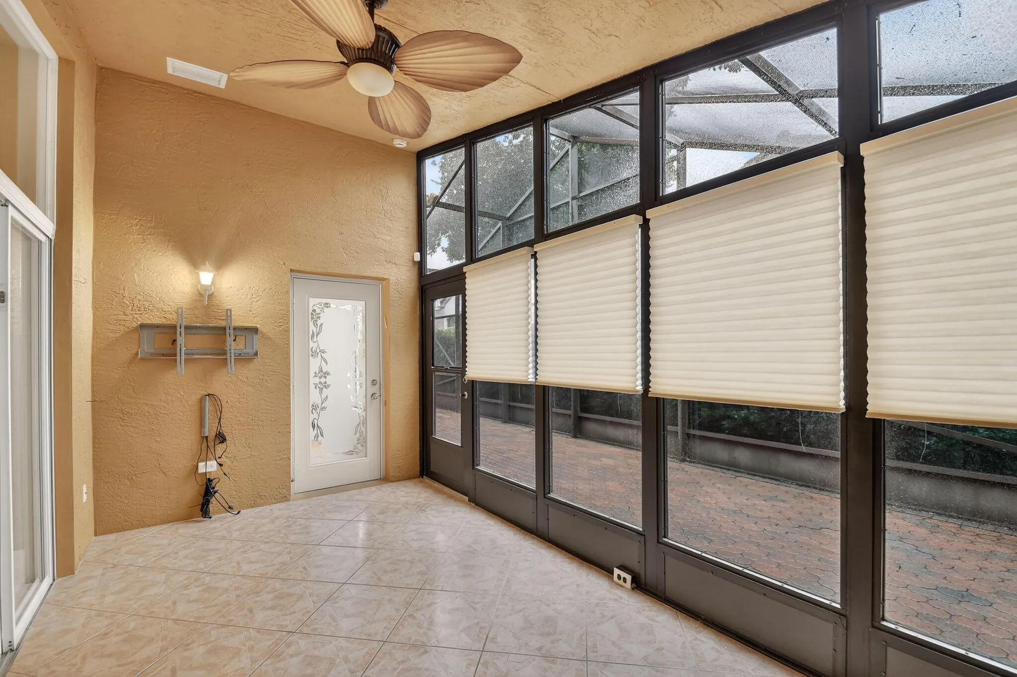 Property Slideshow image 18 of 53 | 6568 malta dr, Boynton Beach, FL, 33437