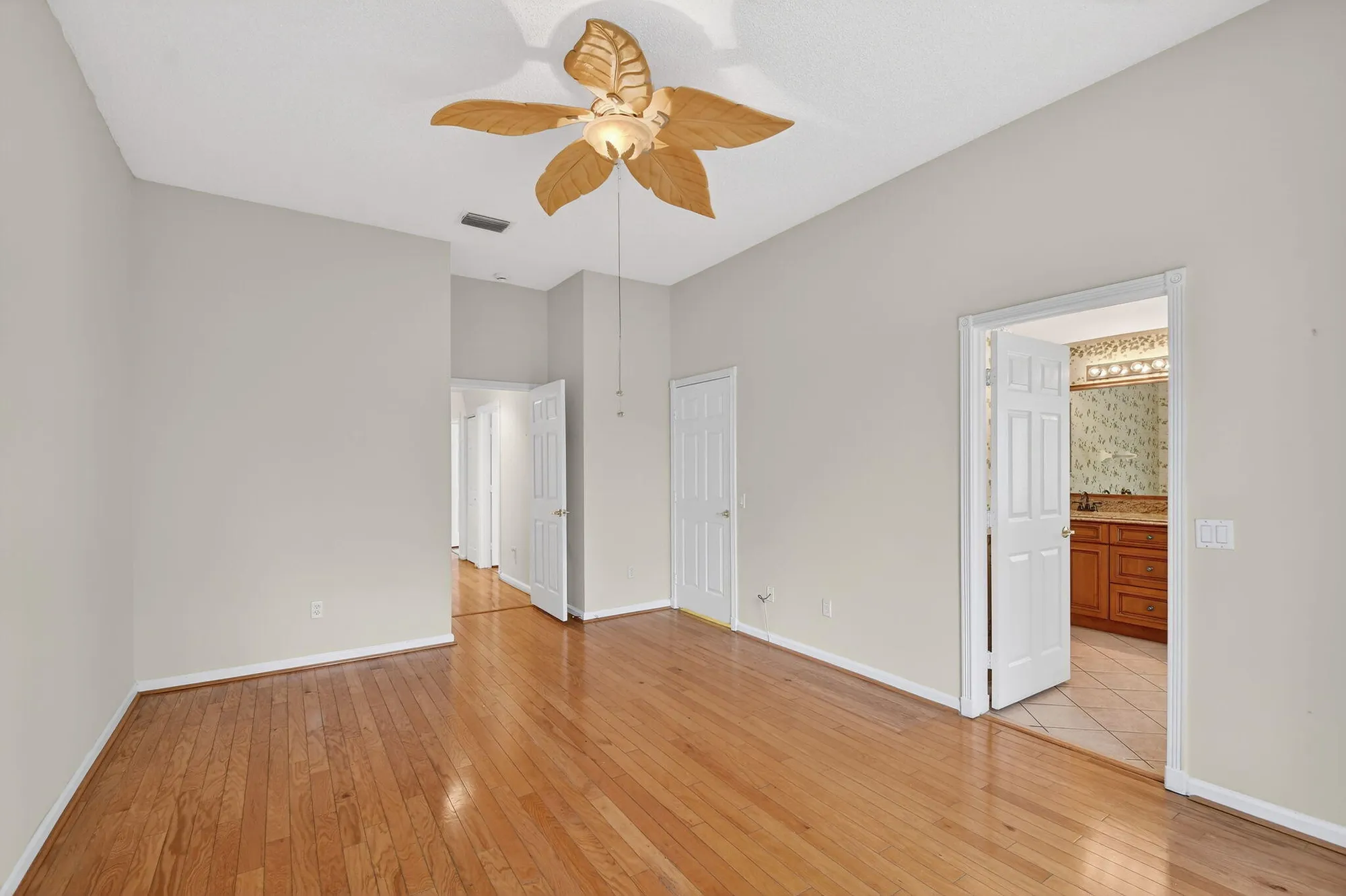 Property Slideshow image 21 of 53 | 6568 malta dr, Boynton Beach, FL, 33437
