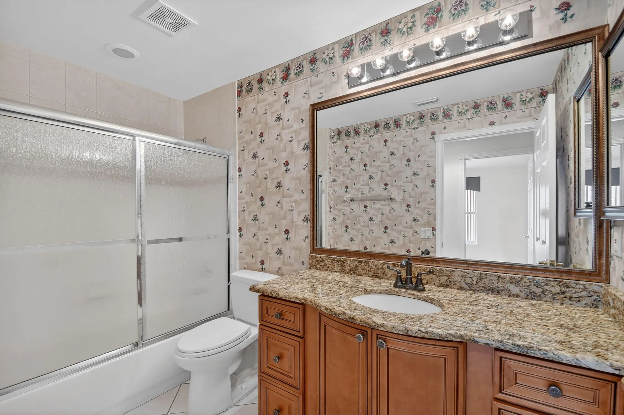 Property Slideshow image 27 of 53 | 6568 malta dr, Boynton Beach, FL, 33437