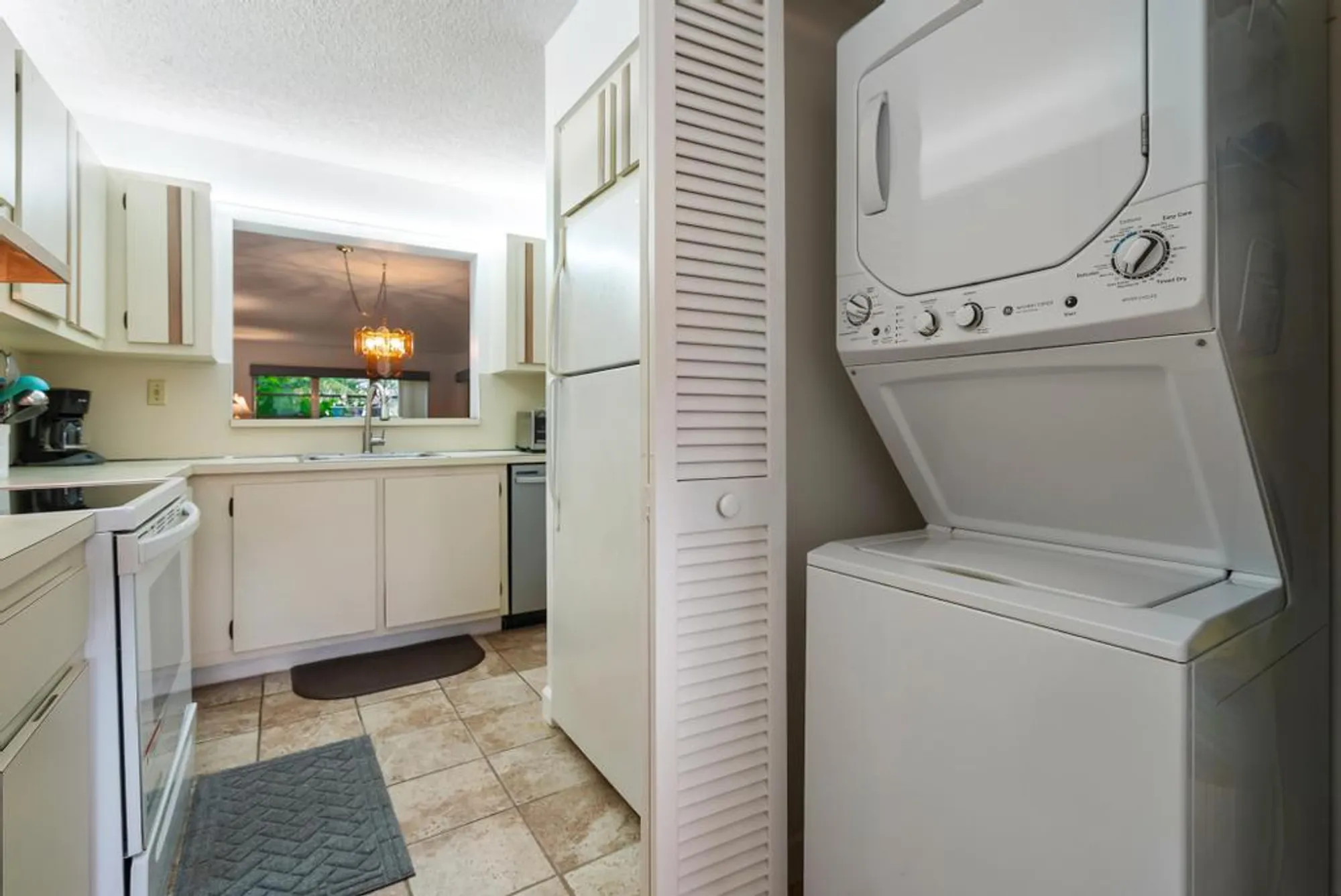 Property Slideshow image 22 of 35 | 5770 princess palm ct b, Delray Beach, FL, 33484