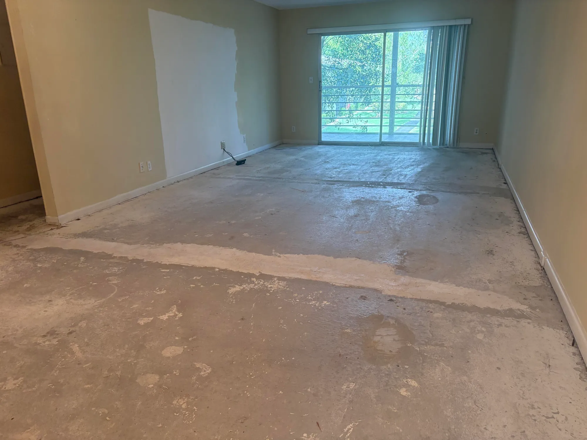 Property Slideshow image 5 of 18 | 2804 victoria way b2, Coconut Creek, FL, 33066