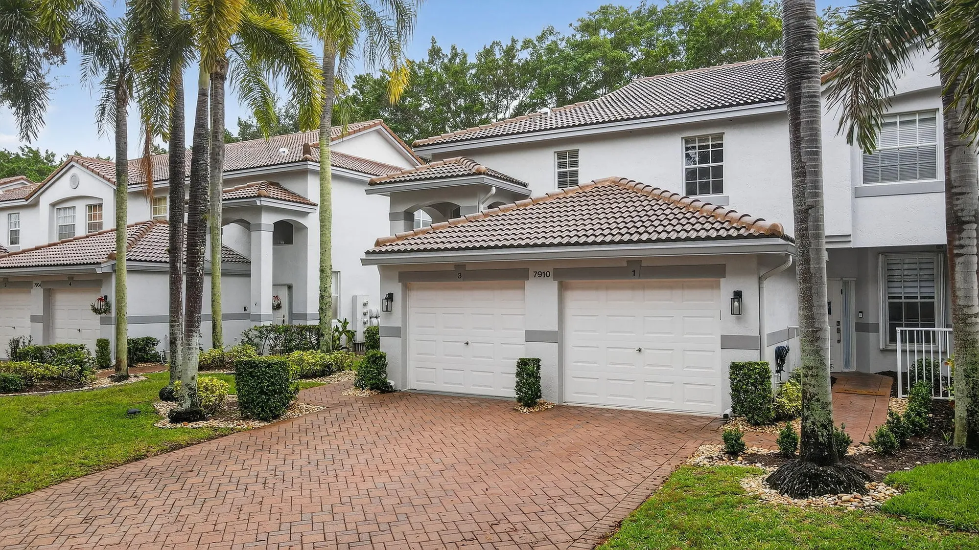 Property Slideshow image 2 of 81 | 7910 laina ln 3, Boynton Beach, FL, 33437