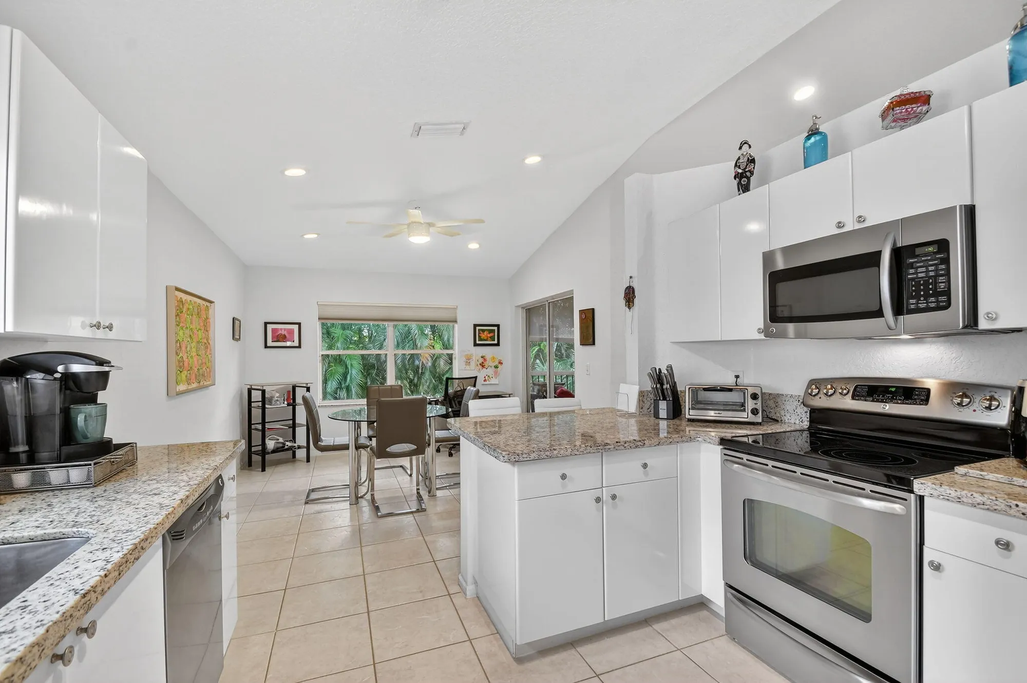 Property Slideshow image 15 of 81 | 7910 laina ln 3, Boynton Beach, FL, 33437
