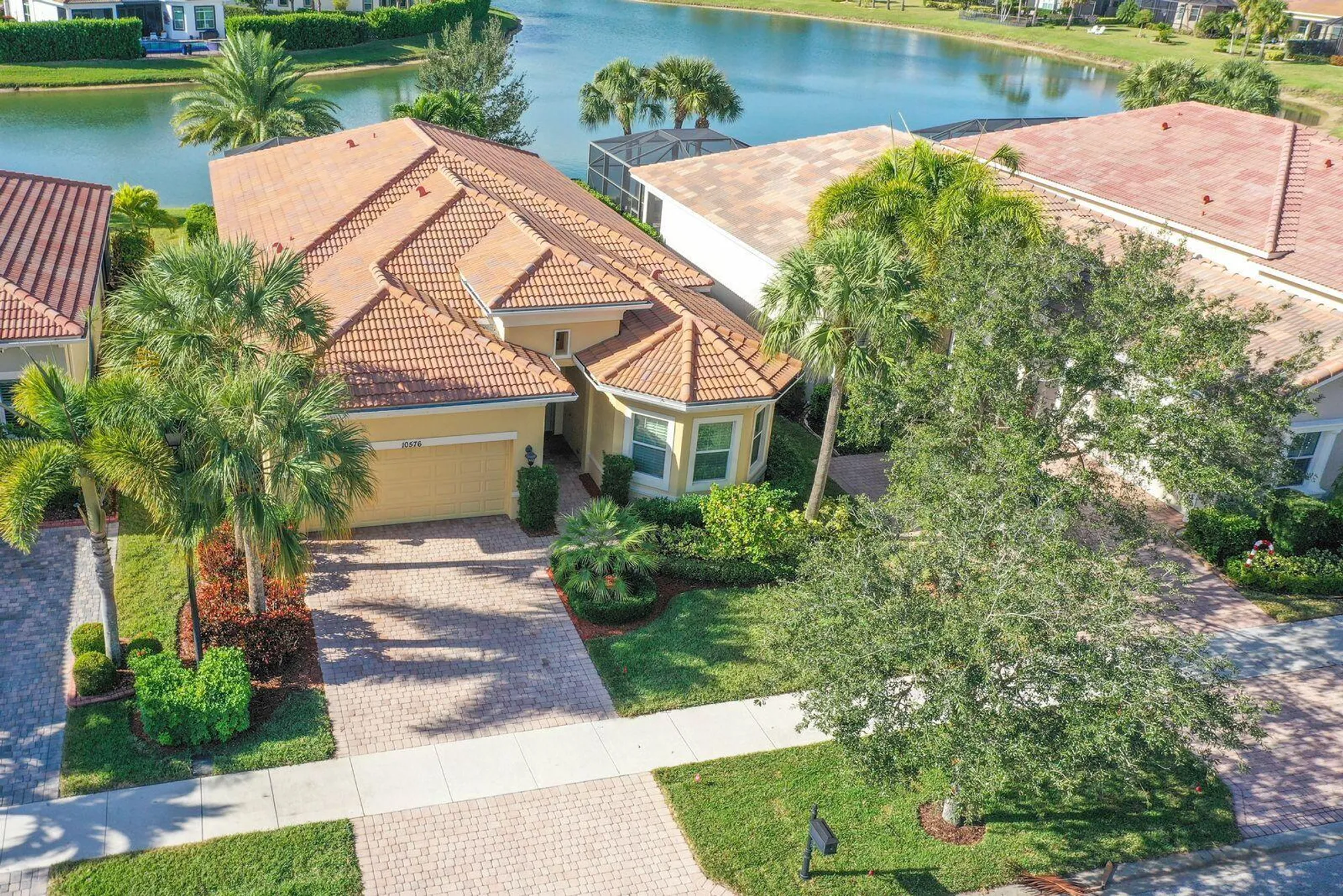 Property Slideshow image 3 of 44 | 10576 sw visconti way, Port Saint Lucie, FL, 34986