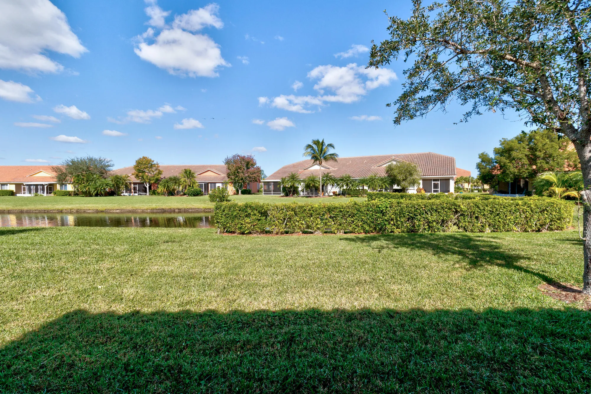 Property Slideshow image 22 of 34 | 6360 oxford cir unit 101, Vero Beach, FL, 32966
