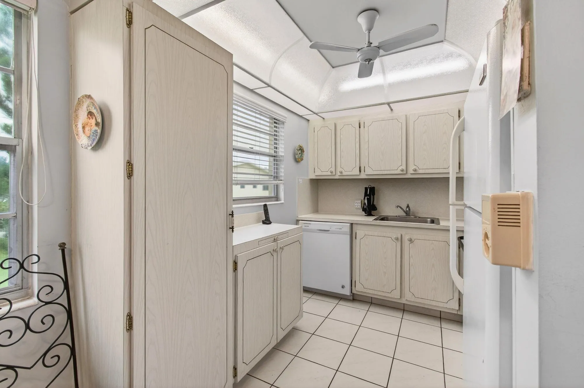 Property Slideshow image 12 of 85 | 281 dorset g, Boca Raton, FL, 33434