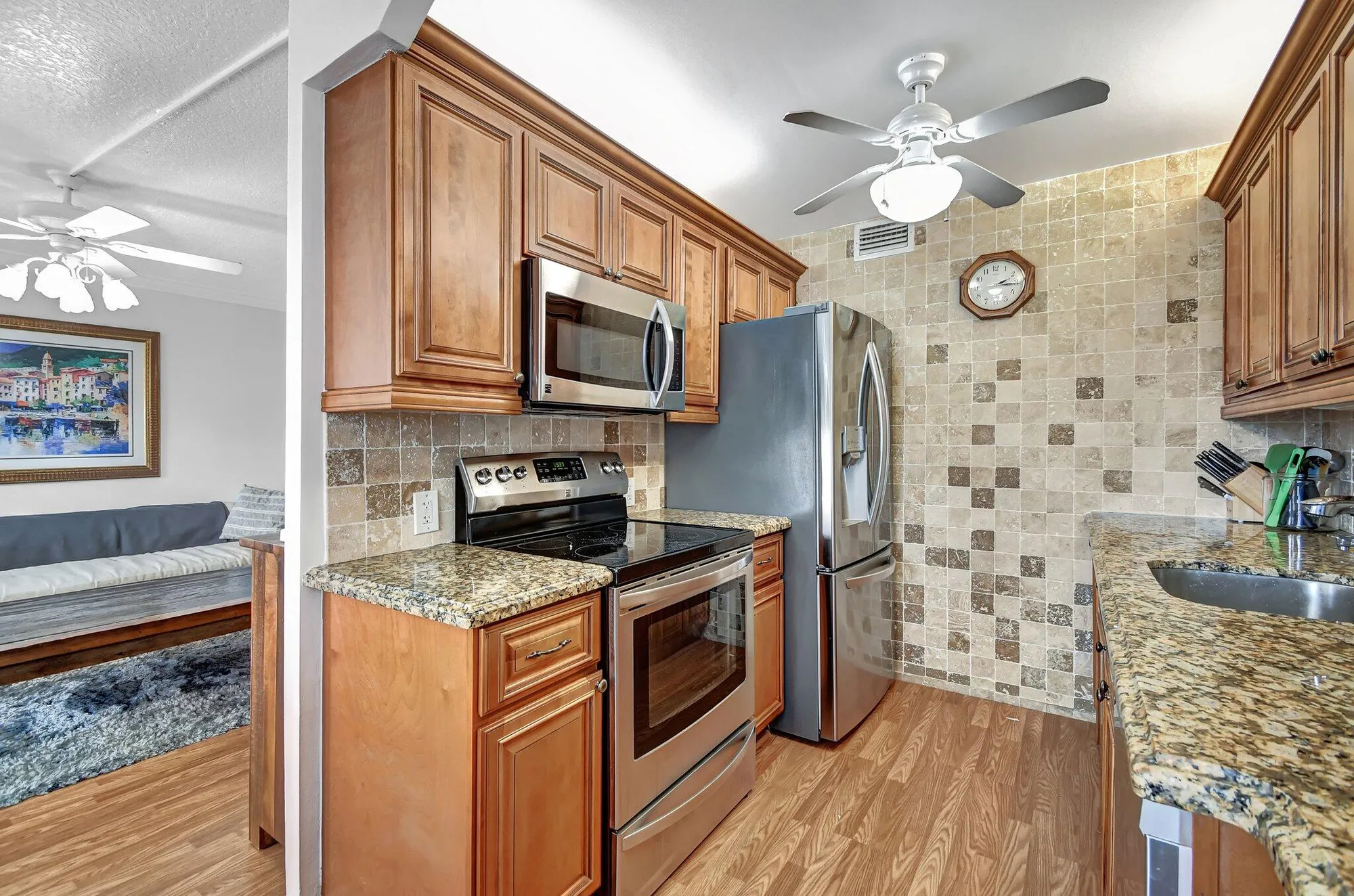 Property Slideshow image 5 of 22 | 4089 guildford e unit e, Boca Raton, FL, 33434