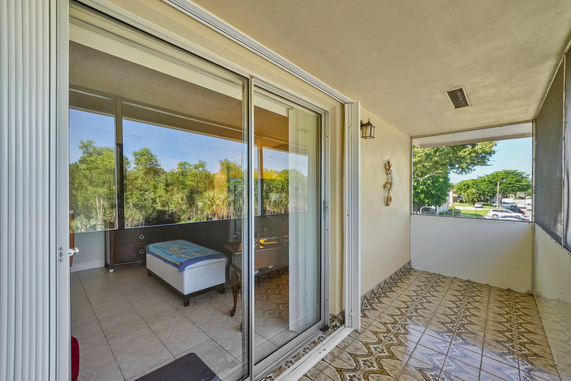 Property Slideshow image 20 of 25 | 213 cambridge i, West Palm Beach, FL, 33417