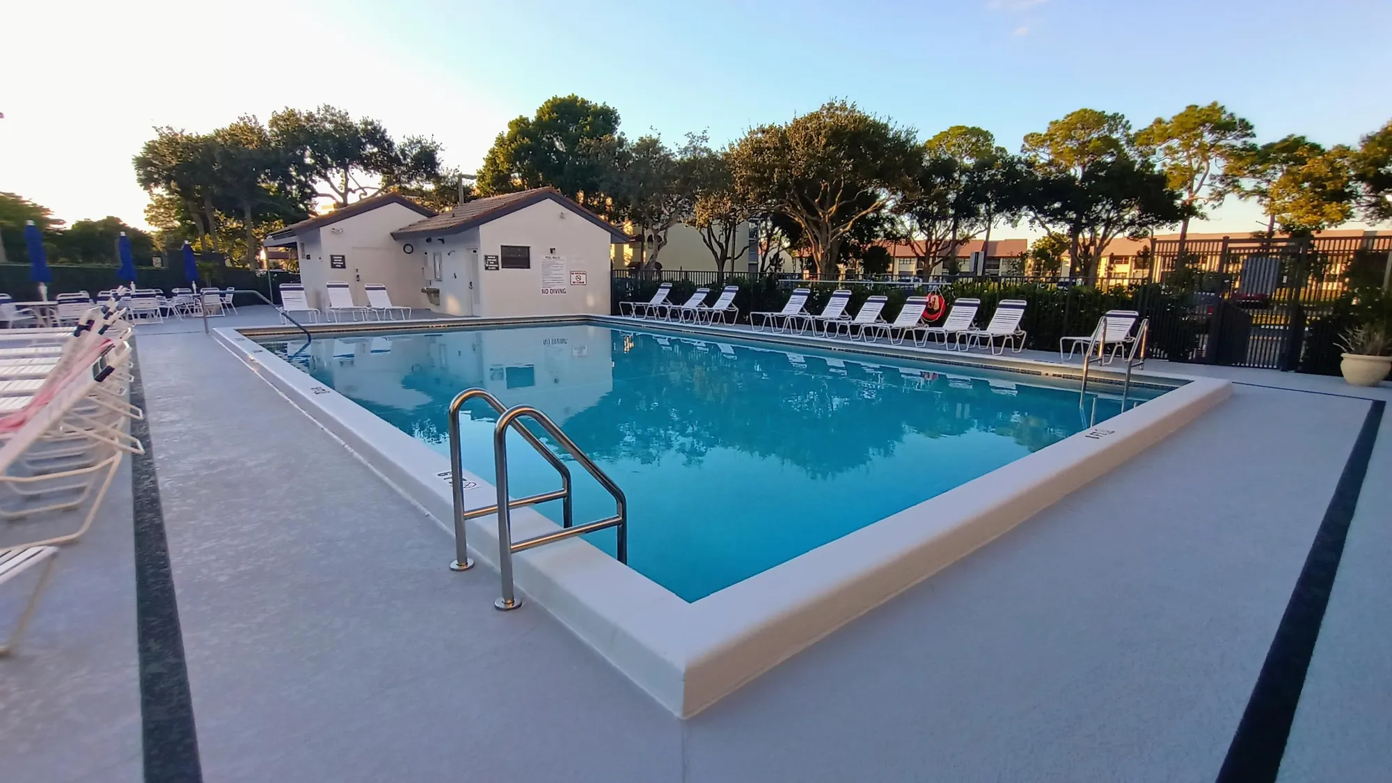 Property Slideshow image 12 of 14 | 4735 lucerne lakes blvd 413, Lake Worth, FL, 33467