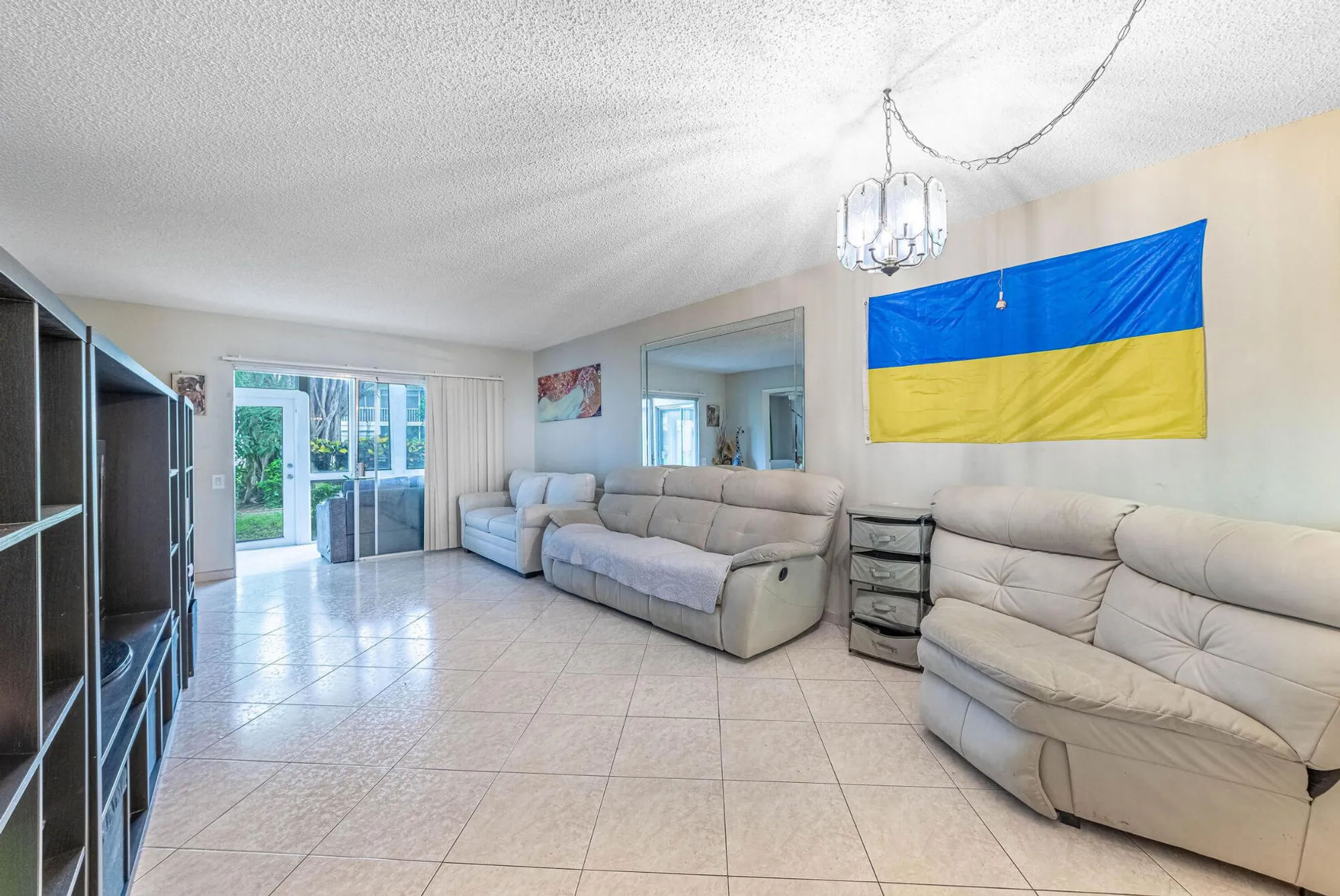 Property Slideshow image 20 of 45 | 2702 nassau bnd apt b1, Coconut Creek, FL, 33066